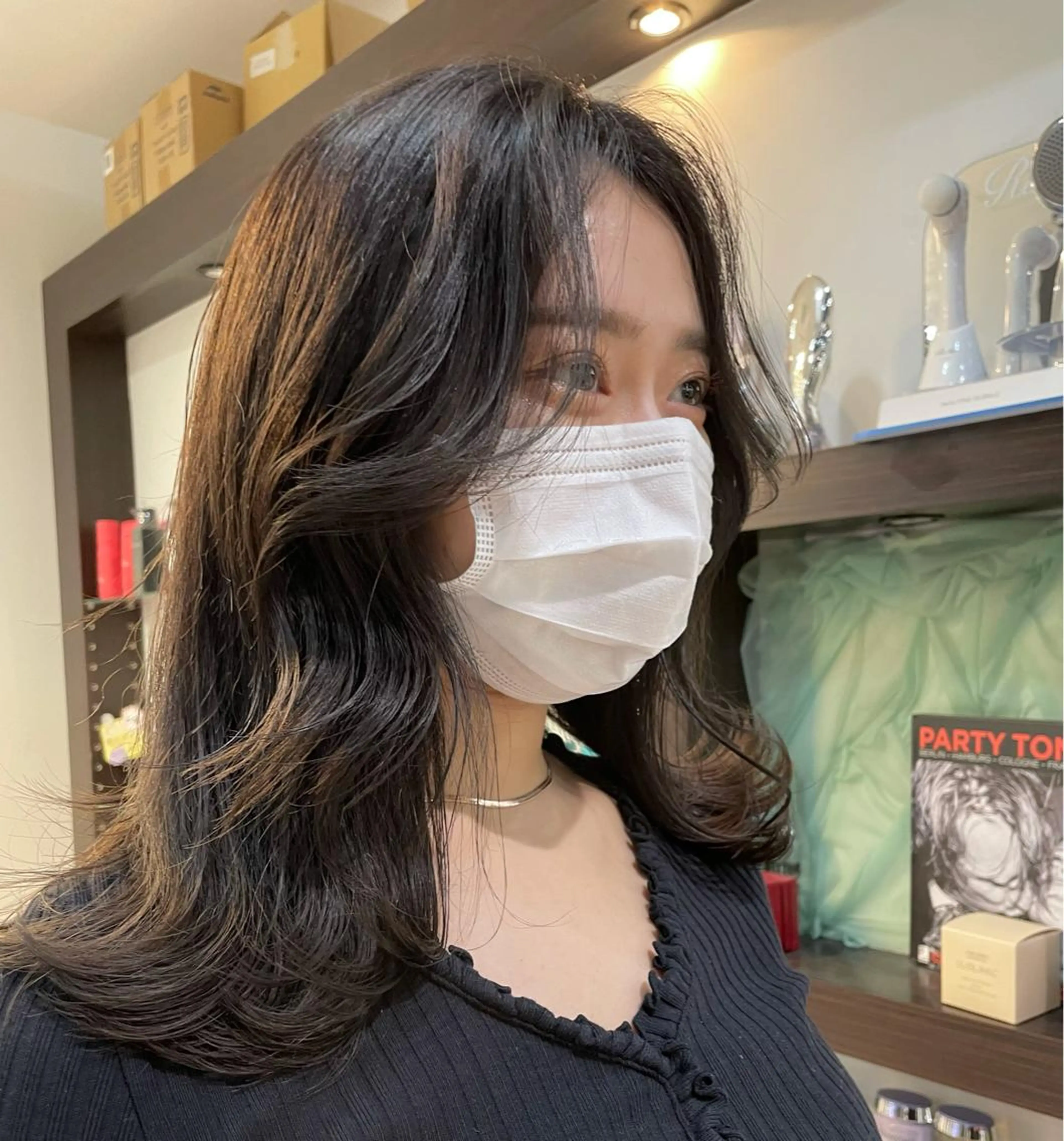 ミディアム カラー レイヤーカット メンズ指名no'1 佐藤　亘のヘアスタイル
