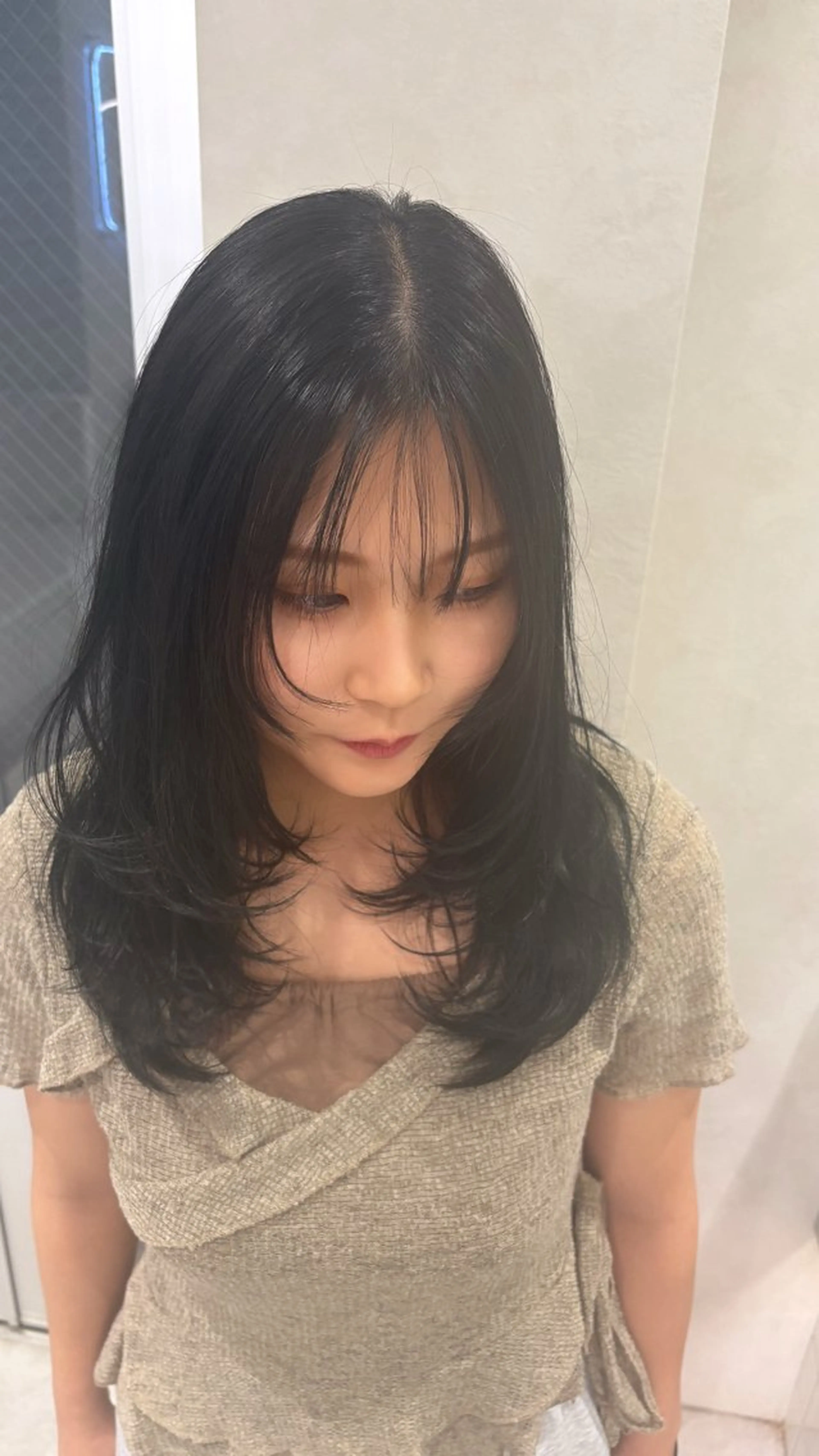 セミロング 韓国風ヘア レイヤーカット カット ヘアカラー Lond mare ✂︎YUTAのヘアスタイル