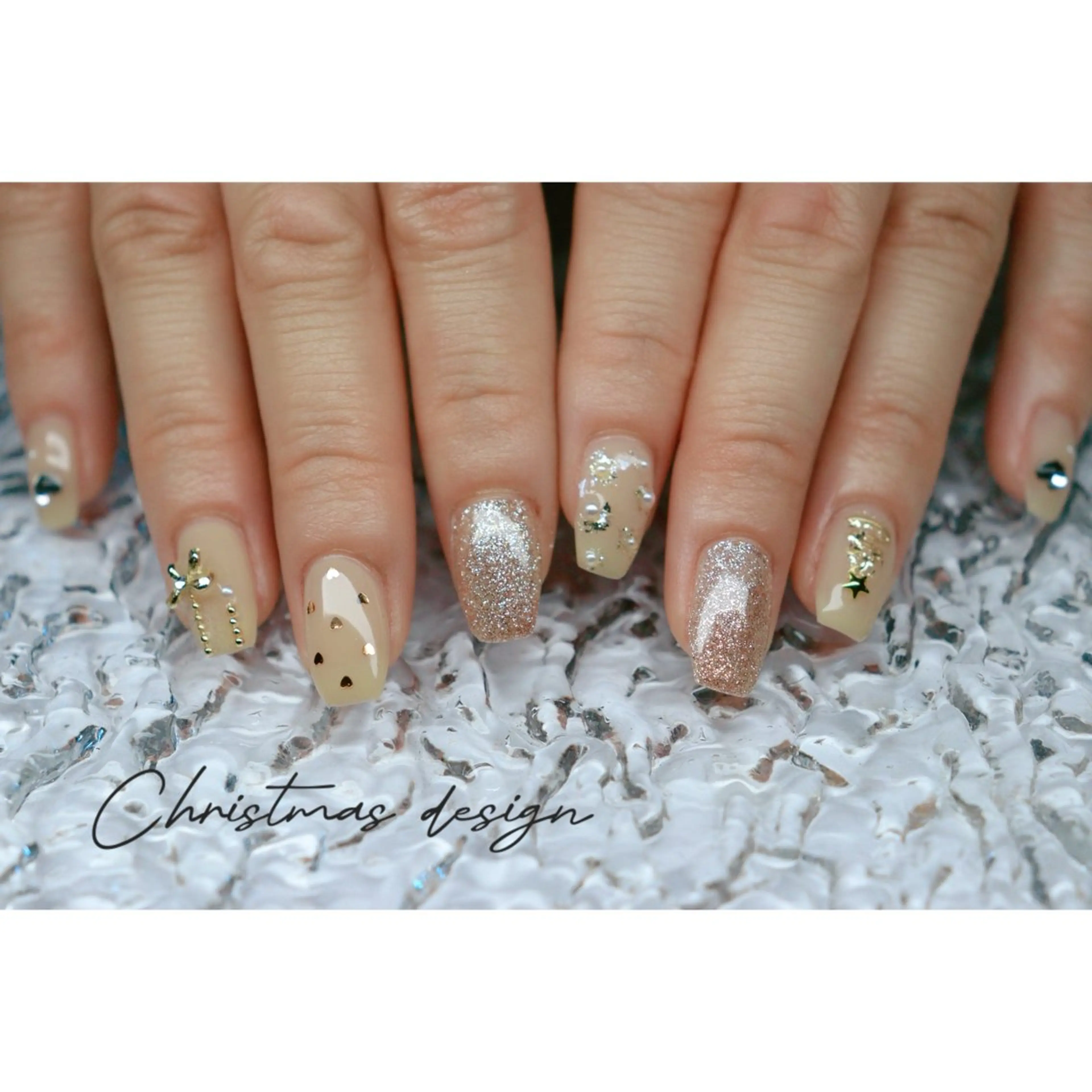 ネイル ガーリー 冬ネイル クリスマス ハンドネイル mapple nailのネイルデザイン