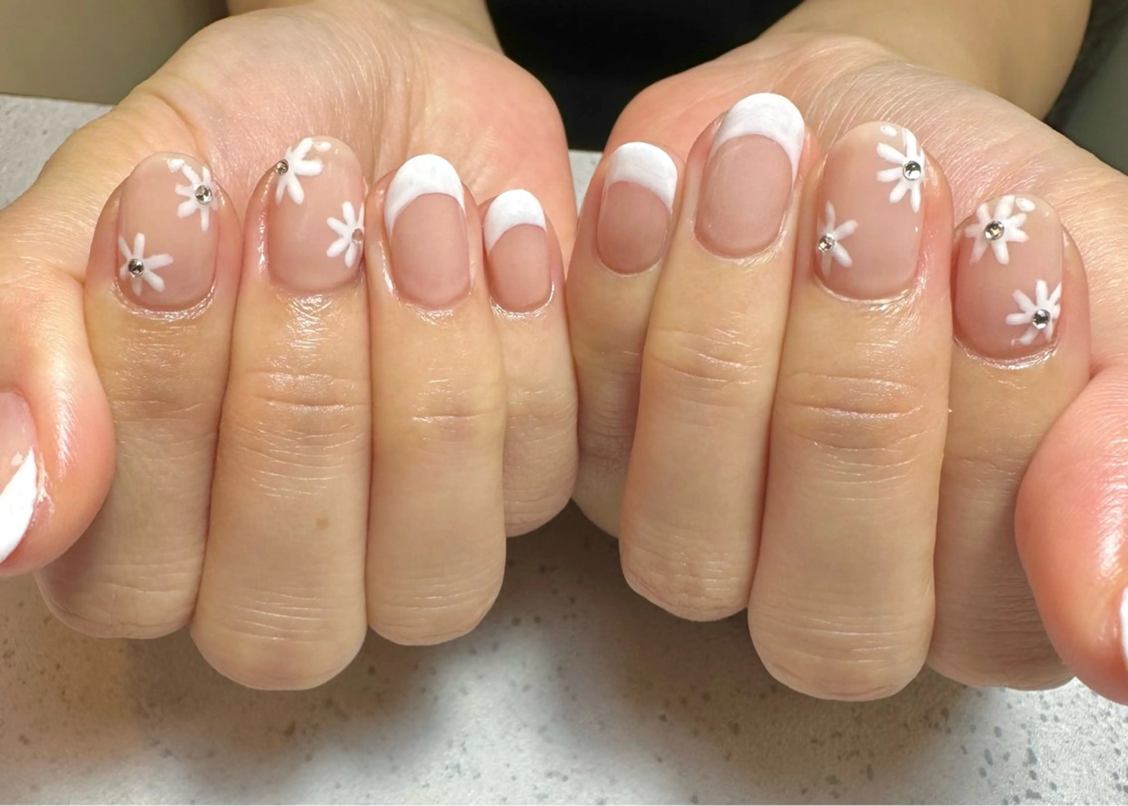 ネイル ハンドネイル フットネイル GéRanium Harukaのネイルデザイン