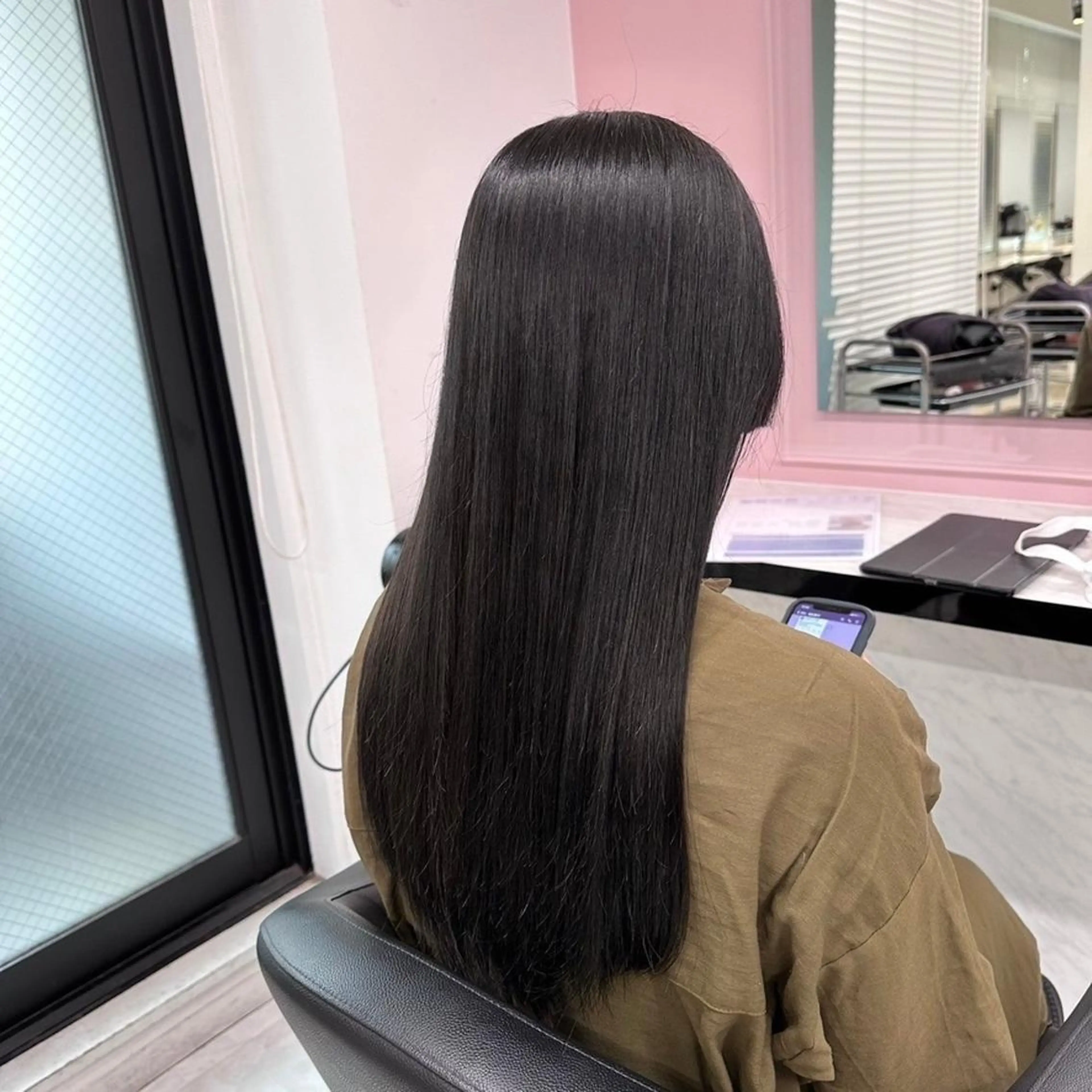 カラー 暗め透明感カラー🤍 トレンドスタイル🤍のヘアスタイル