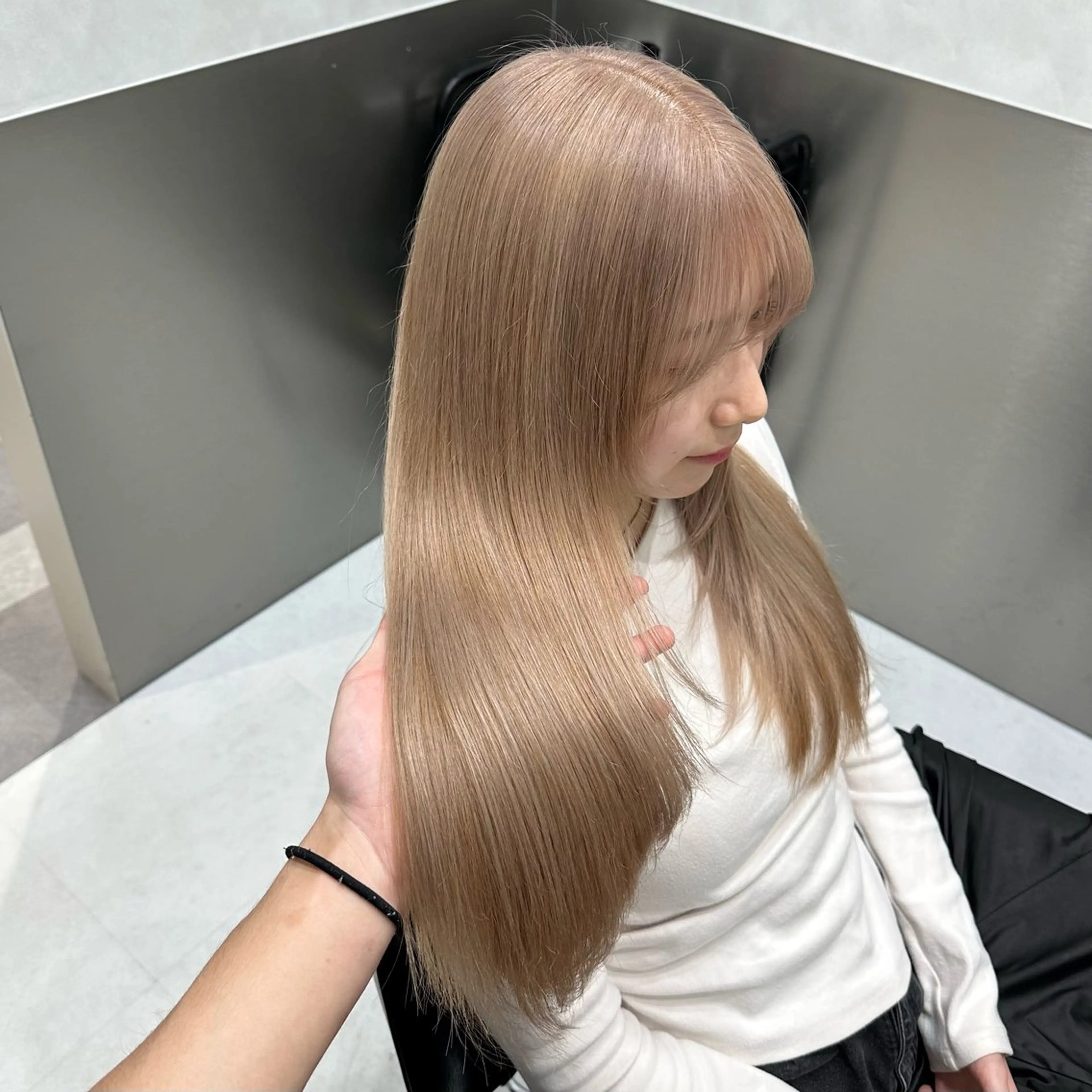 セミロング カラー ヘアカラー go today原宿vita所属・✨艶カラー美容師✨ リュウトのヘアスタイル