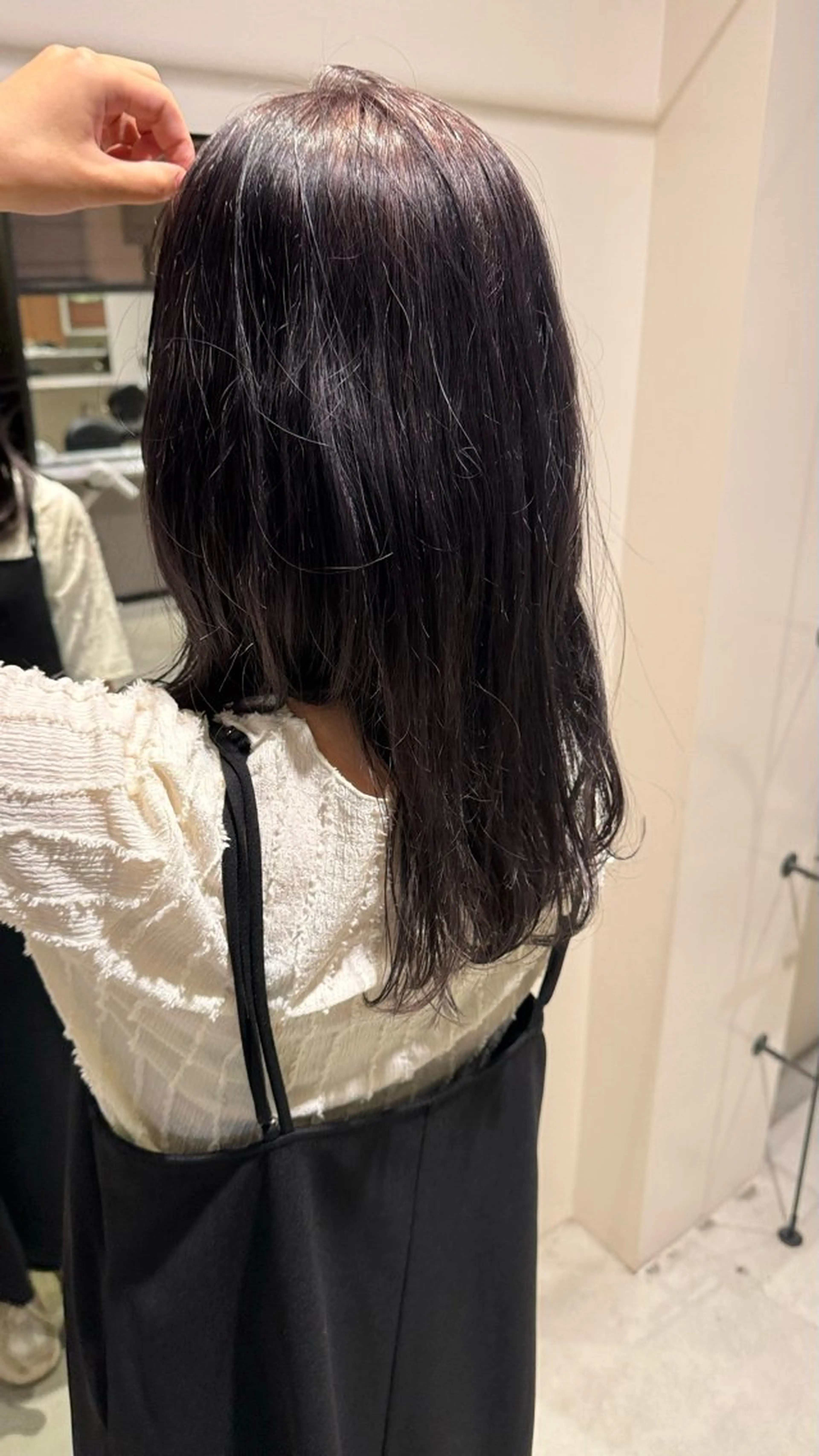 セミロング ヘアカラー il buddy hair所属・石崎 梨華のヘアスタイル