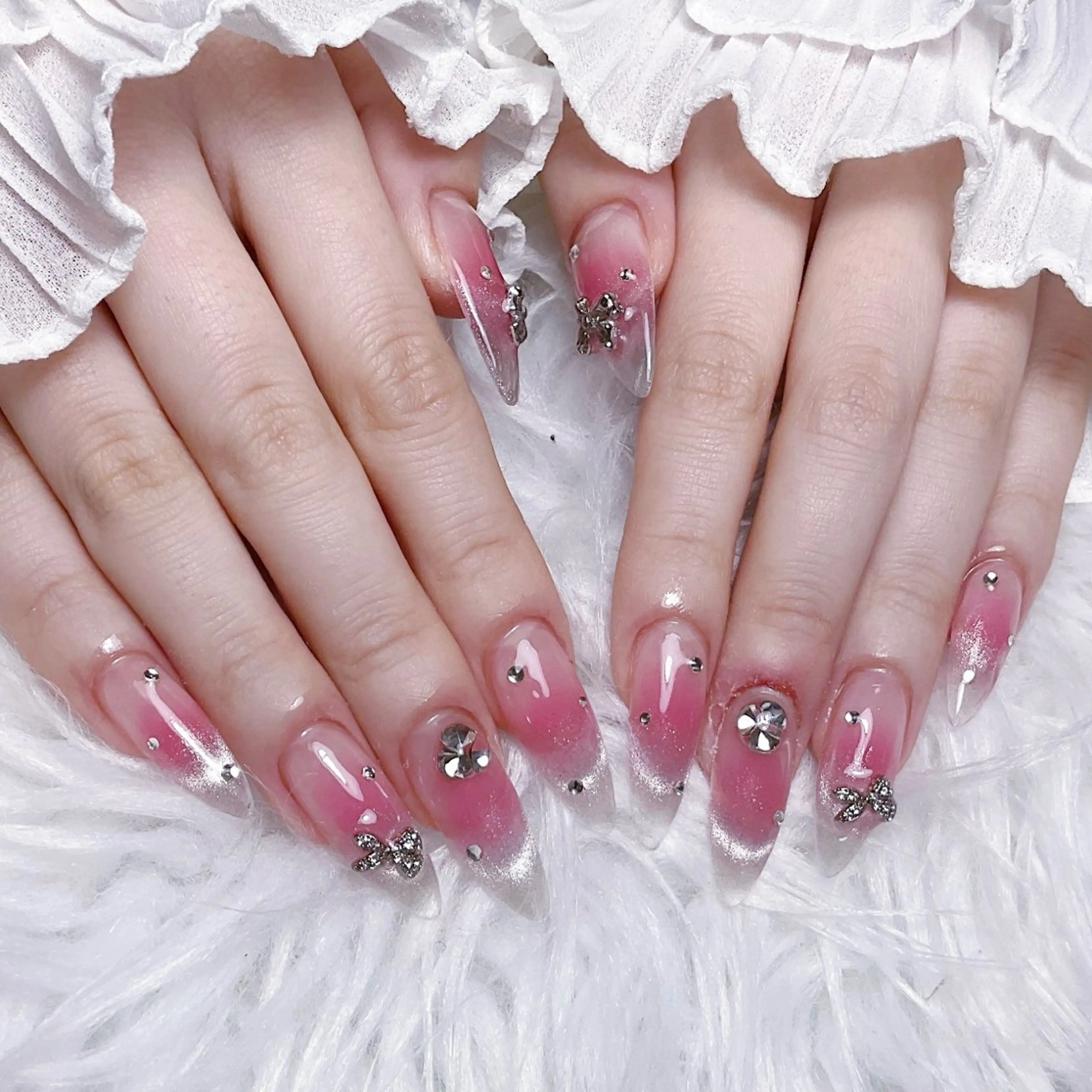 ネイル ハンドネイル 🌈Yun nail hyejin💋のネイルデザイン