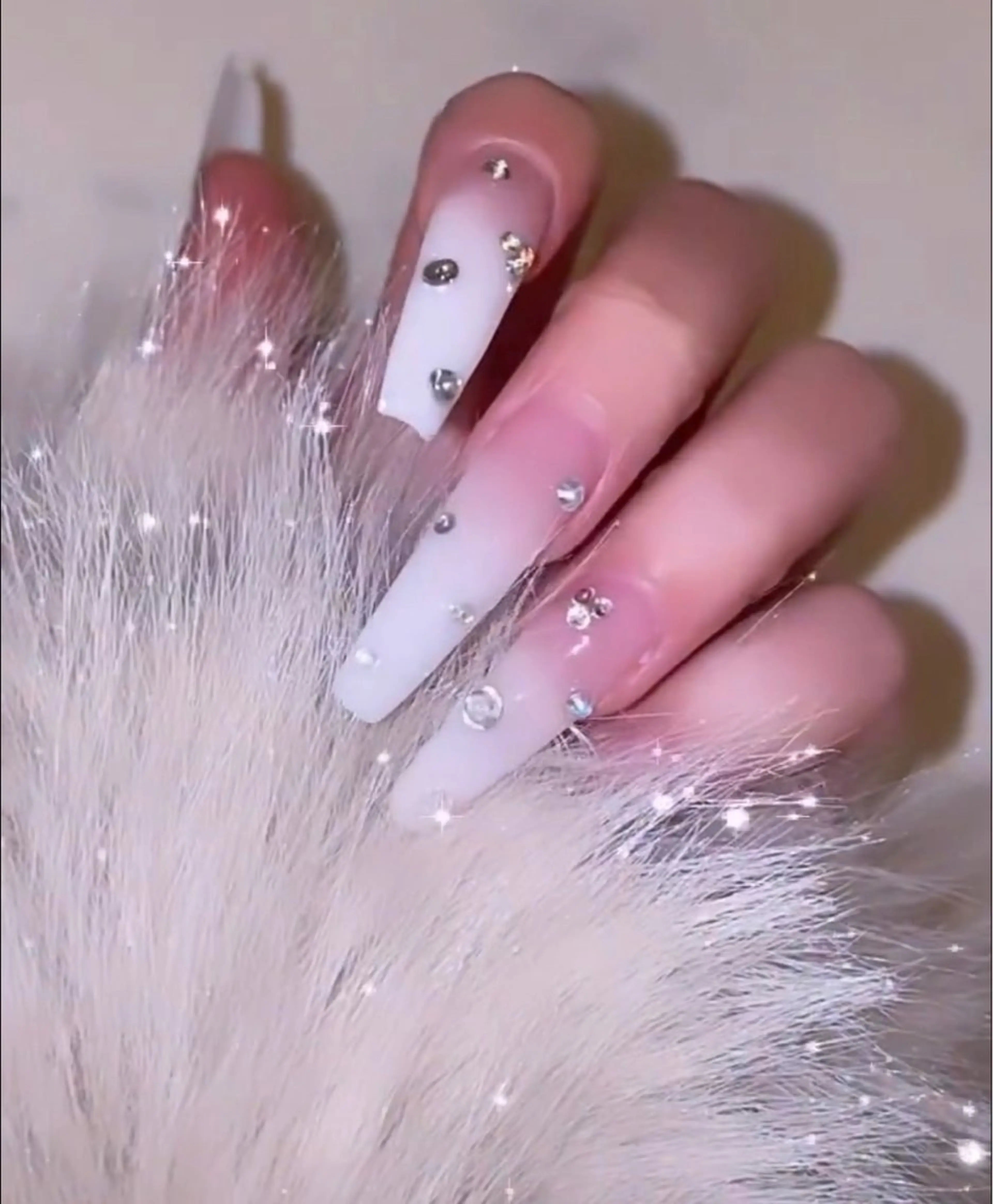 ネイル salon Dahlia所属・サロンダリア Naoのネイルデザイン