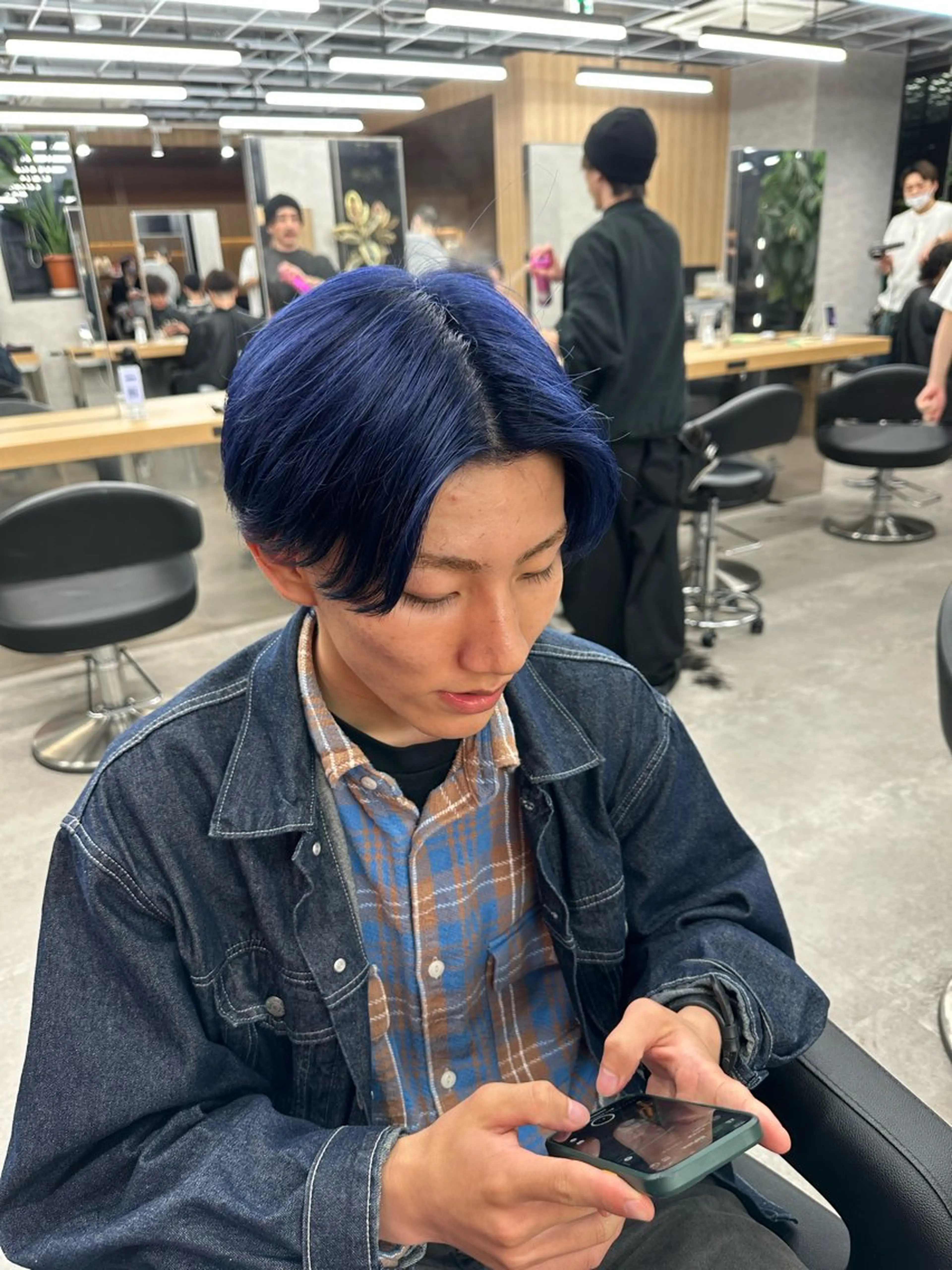 ショート カラー メンズ ブルーカラー 【メンズ特化】 サエキカズマのヘアスタイル