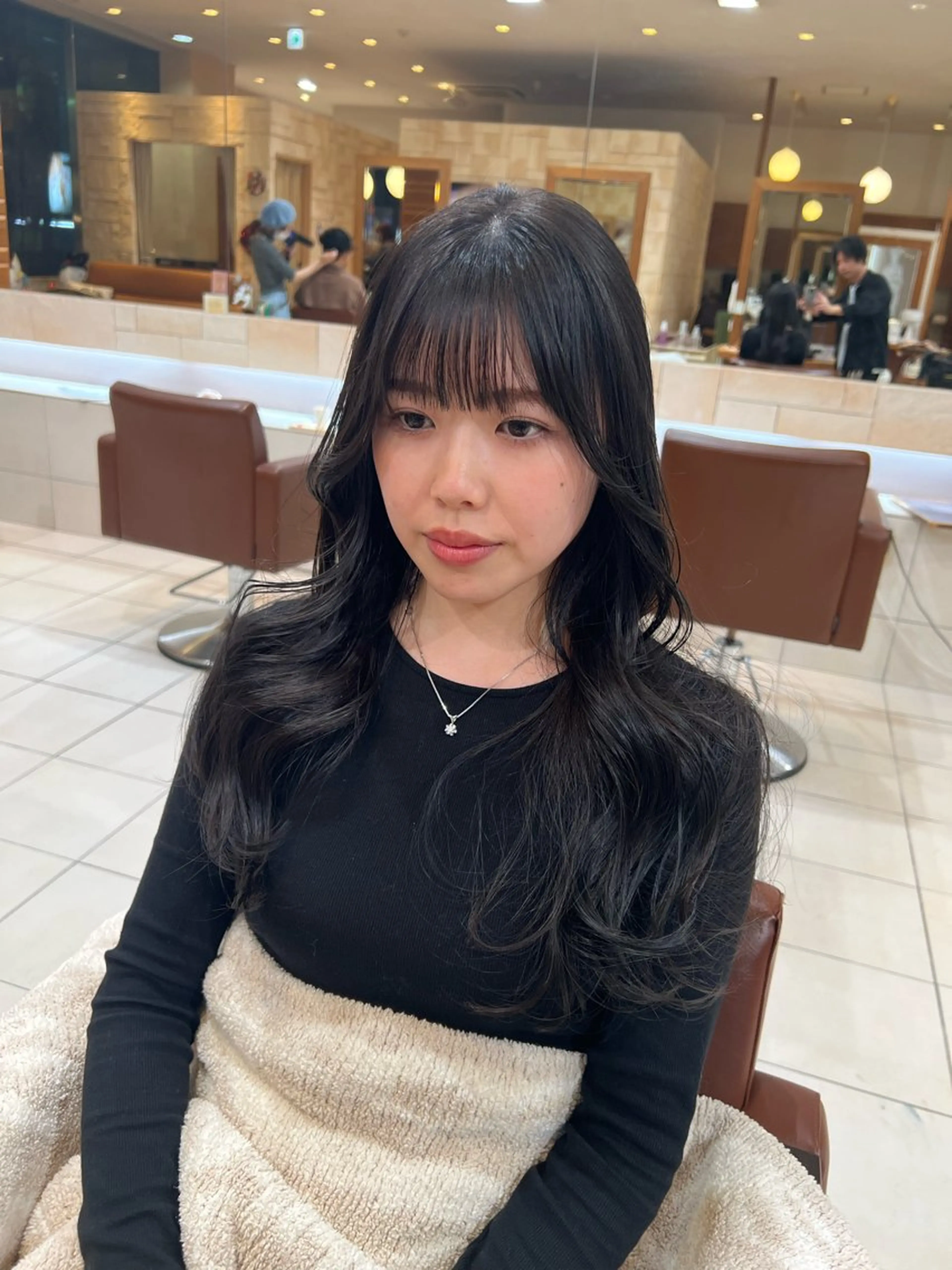 ✨顔まわり縮毛矯正&くびれレイヤーカット💇‍♀️の写真