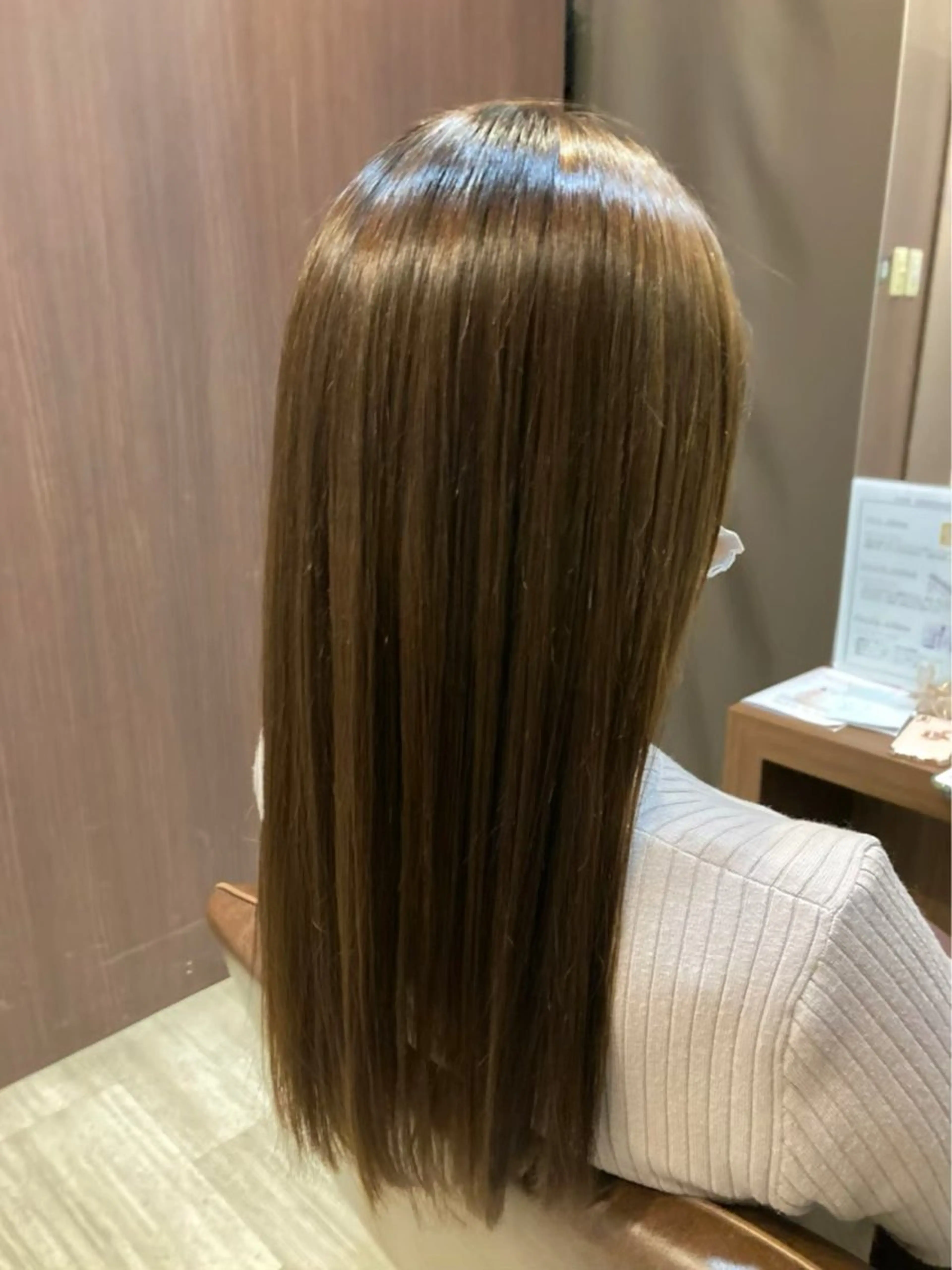 セミロング 髪質改善 縮毛矯正 松崎 崇のヘアスタイル
