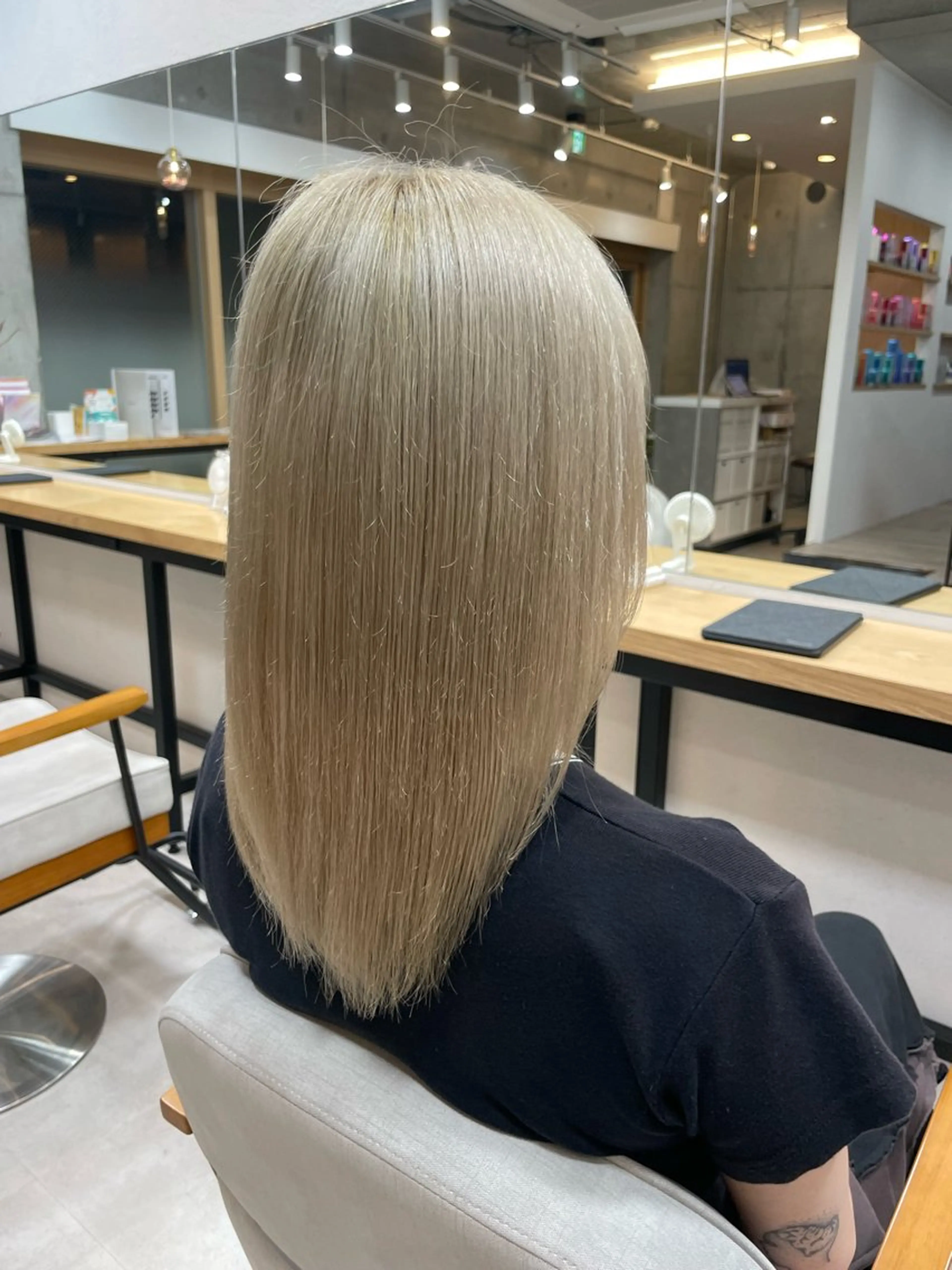 ミディアム 顔まわりレイヤー 顔周りカット レイヤーカット カット ami🍊hair salon soilのヘアスタイル