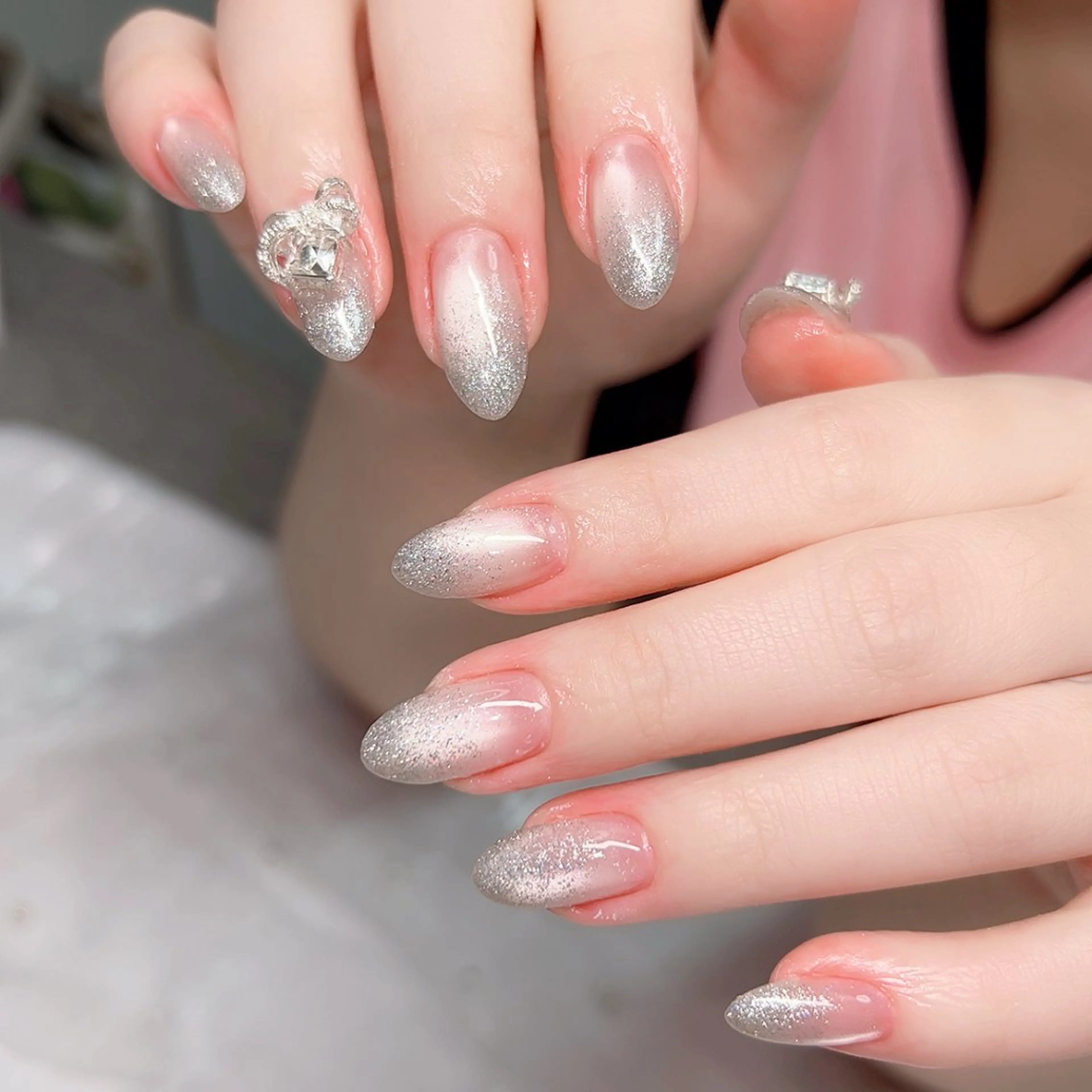 ネイル アートネイル キラキラネイル ラメ(グリッター) マグネットネイル 持ち込み ハンドネイル Cute Tips nailのネイルデザイン