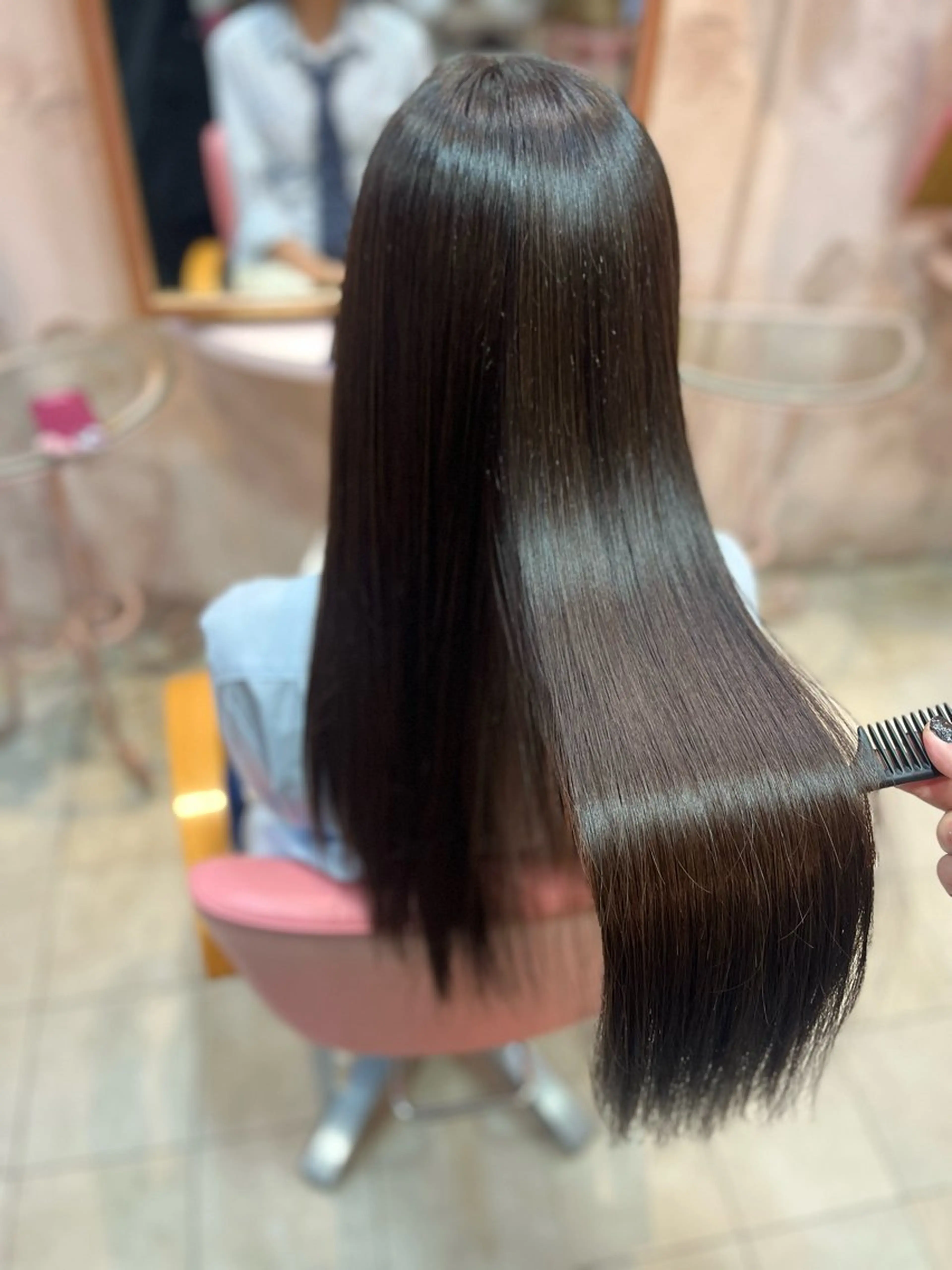 ロング MienePink所属・椎名 海咲のヘアスタイル