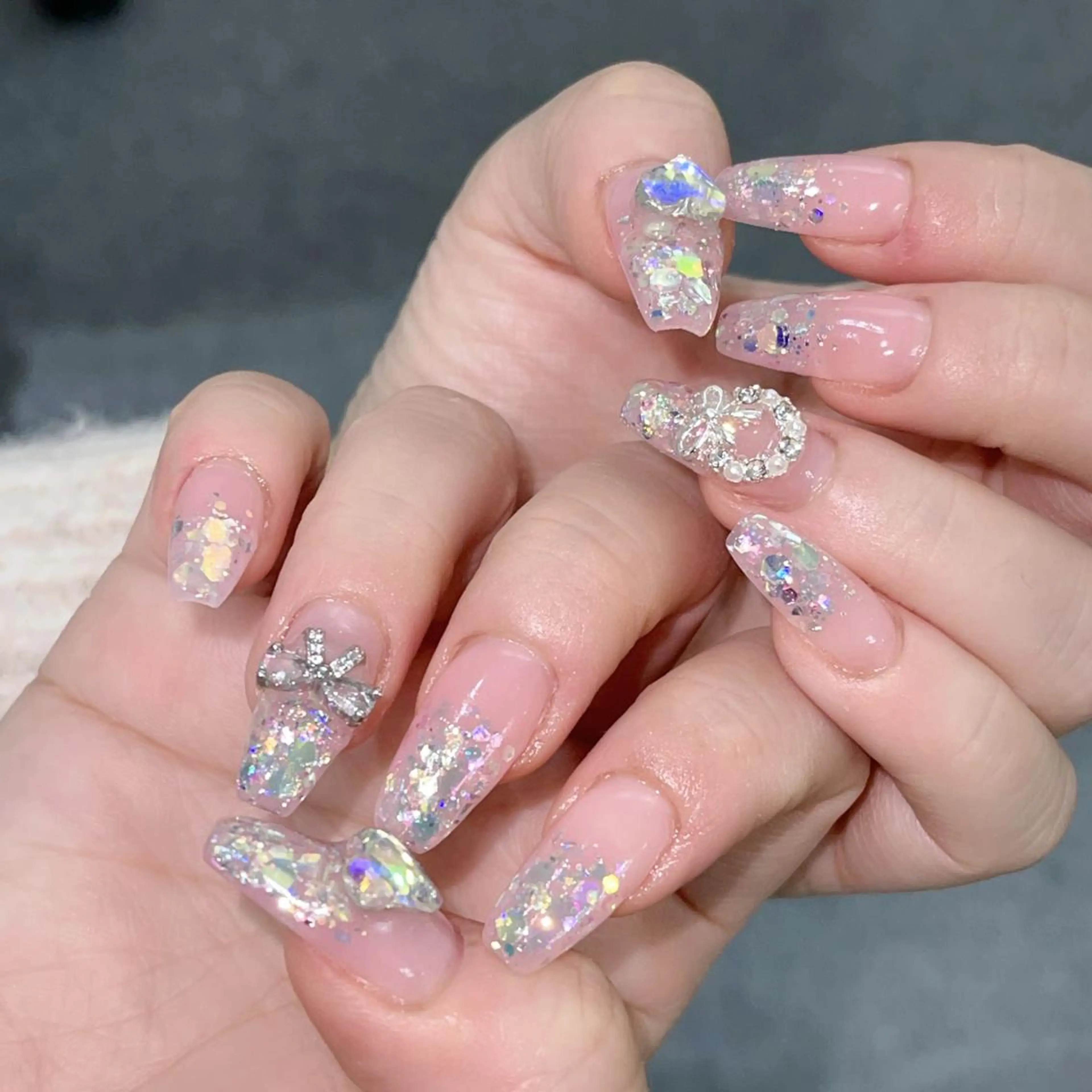 ネイル ハンドネイル Queens テイのネイルデザイン