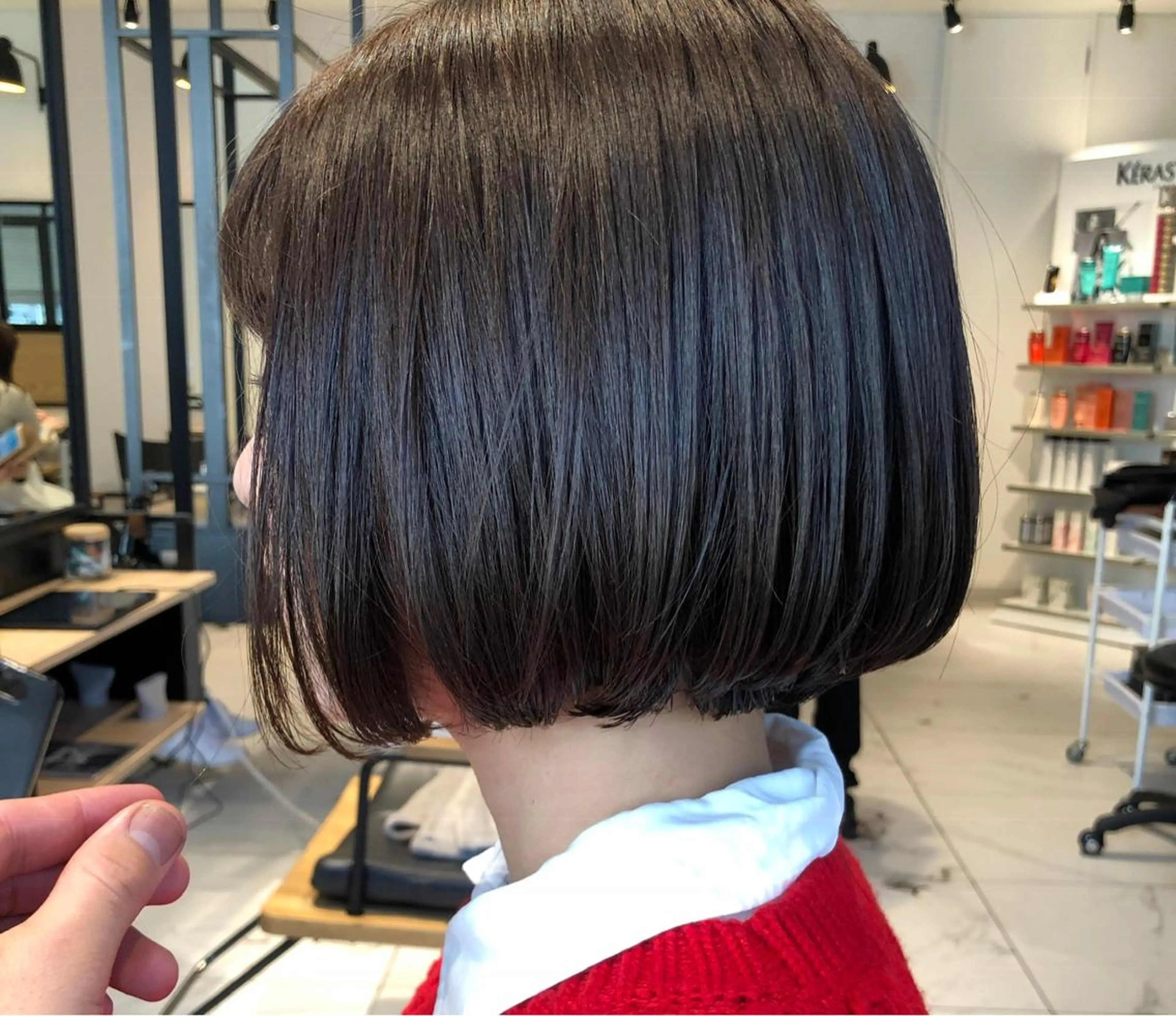 ショート カラー ボブ ショートヘア 艶レイヤー/艶髪矯正 /ケラトリ/石井のヘアスタイル