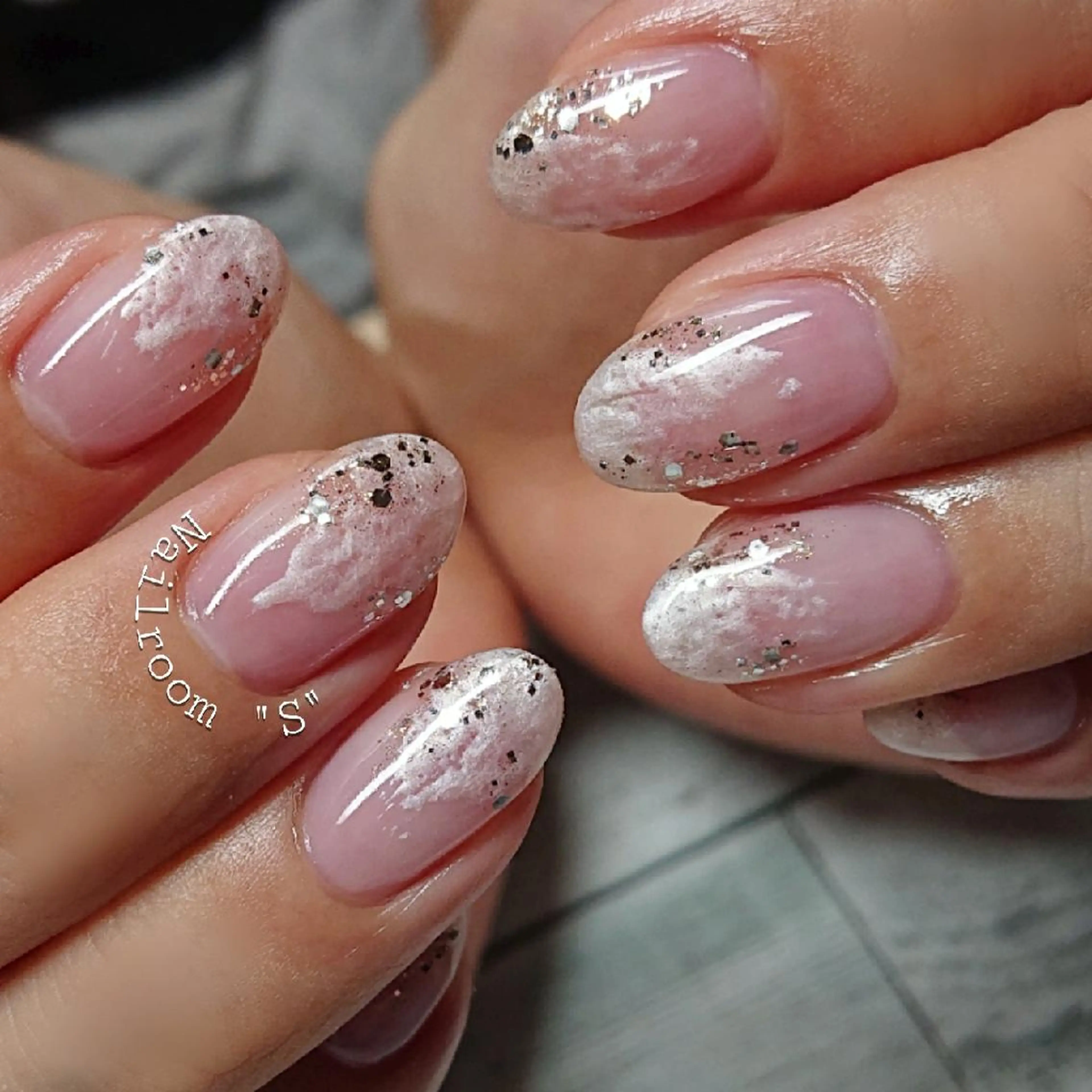ネイル アートネイル シンプルネイル Nail room  "S"  SAKAIのネイルデザイン