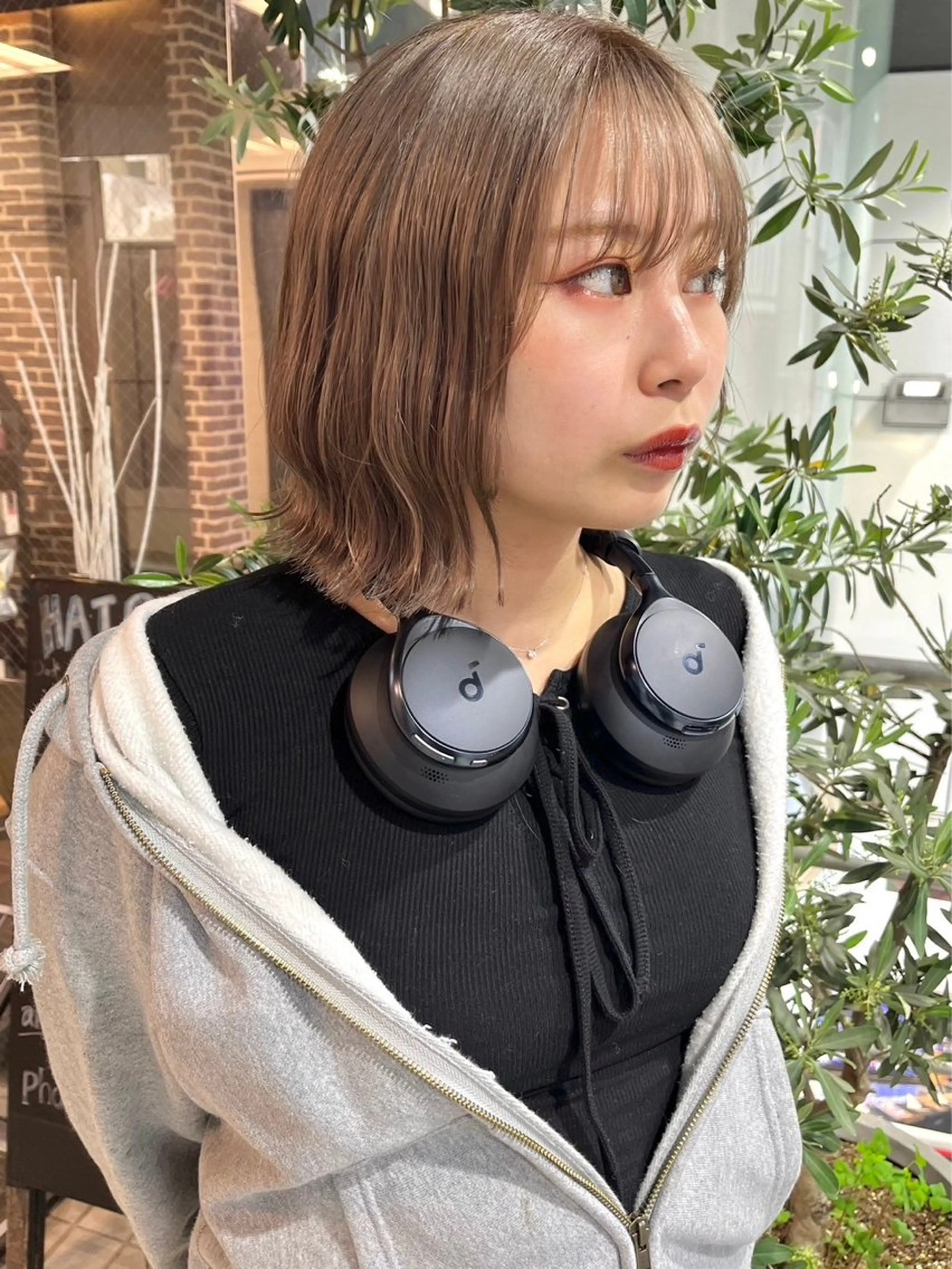 カラー ブリーチ ケアブリーチ ダブルカラー ハイトーンカラー インナーカラー 暗髪/レイヤー/ボブ 🪩💫KAYOのヘアスタイル
