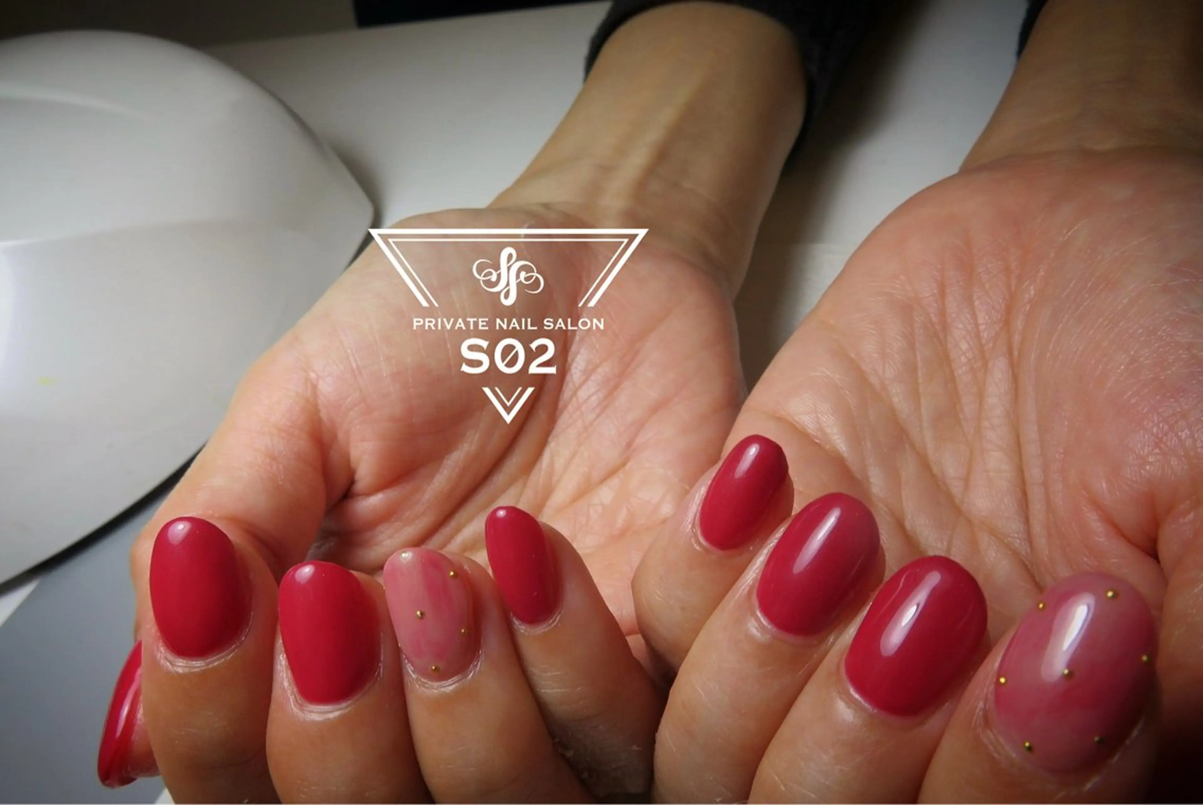 ネイル ハロウィン ピンク 赤色 S02 𝙲𝚑𝚒𝚎のネイルデザイン