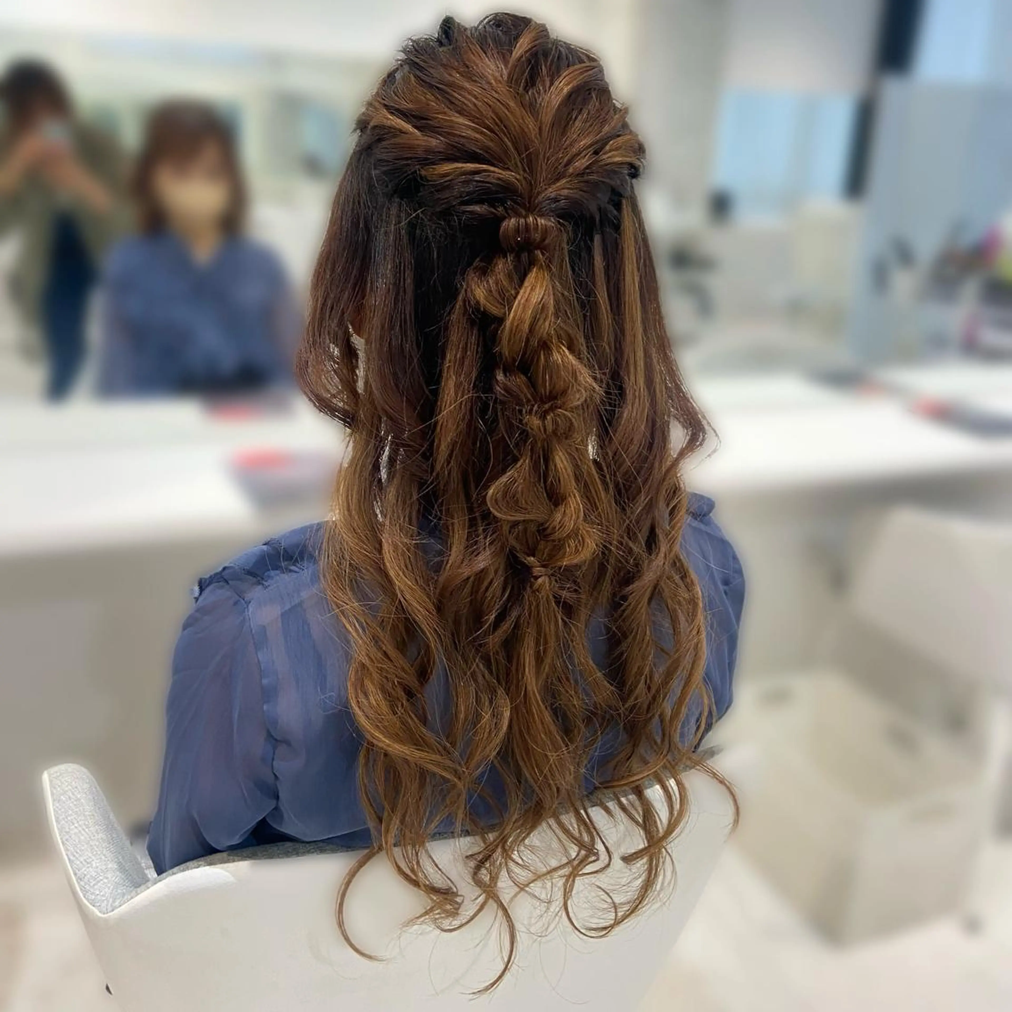 ヘアアレンジ ハーフアップ 奥出 祐菜のマツエク・マツパデザイン