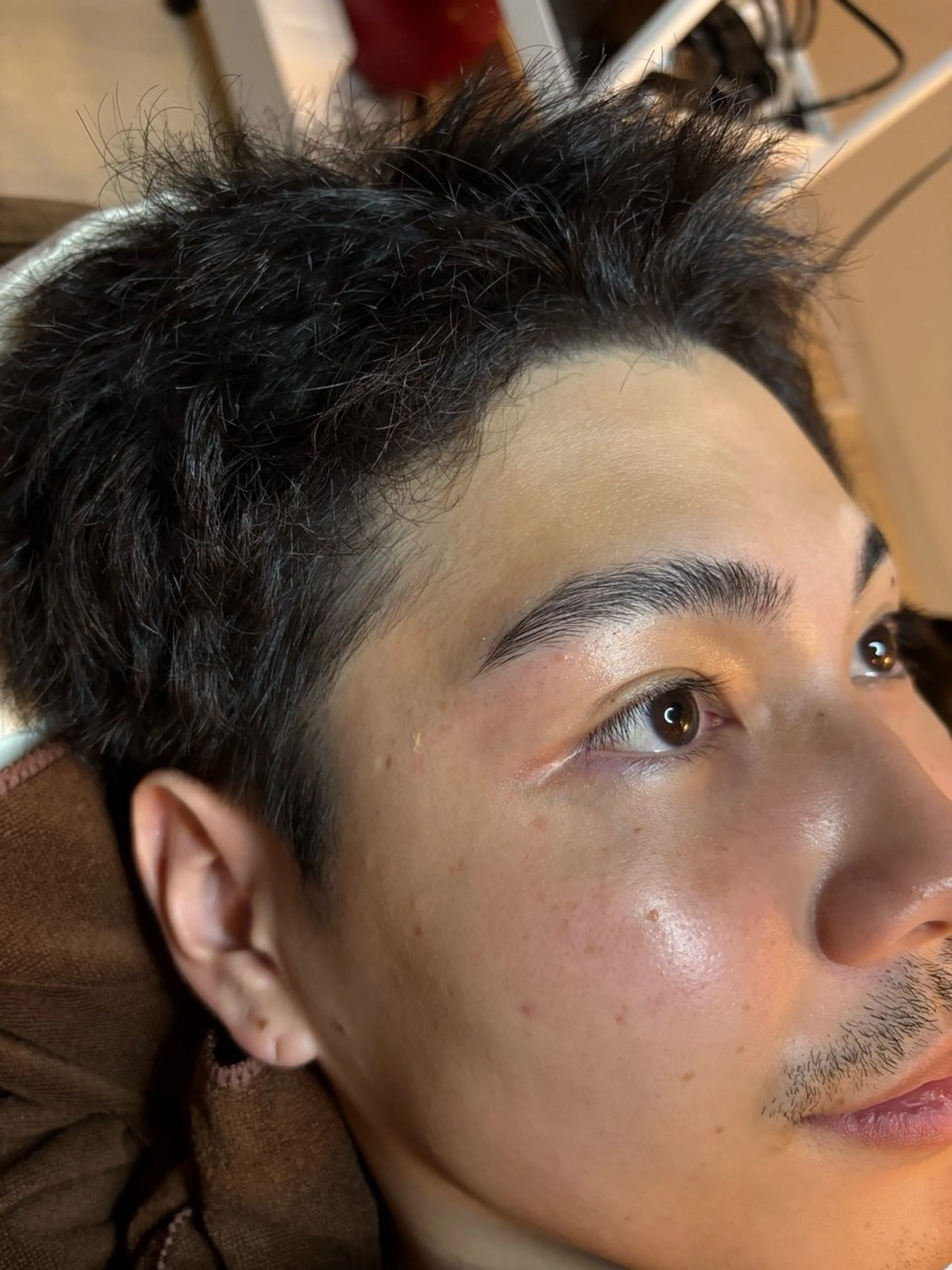 メンズ✨眉Wax➕スパ💆‍♀️余分な毛を整えて清潔感ある理想眉に仕上げます✨最後は快眠ヘッドスパで整えます✨の写真