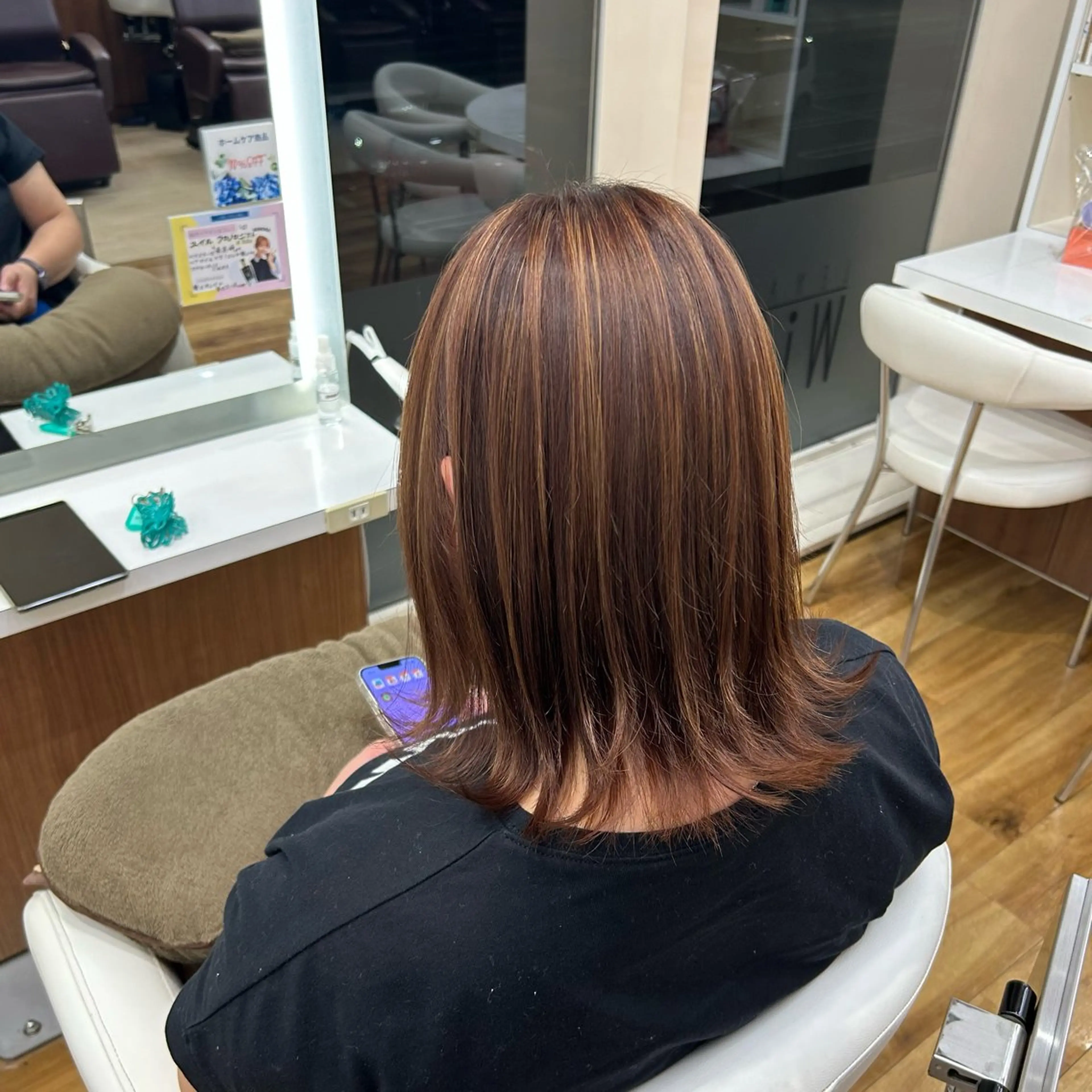 カラー ハイライトカラー レナークウィズ　北川 愛璃のヘアスタイル