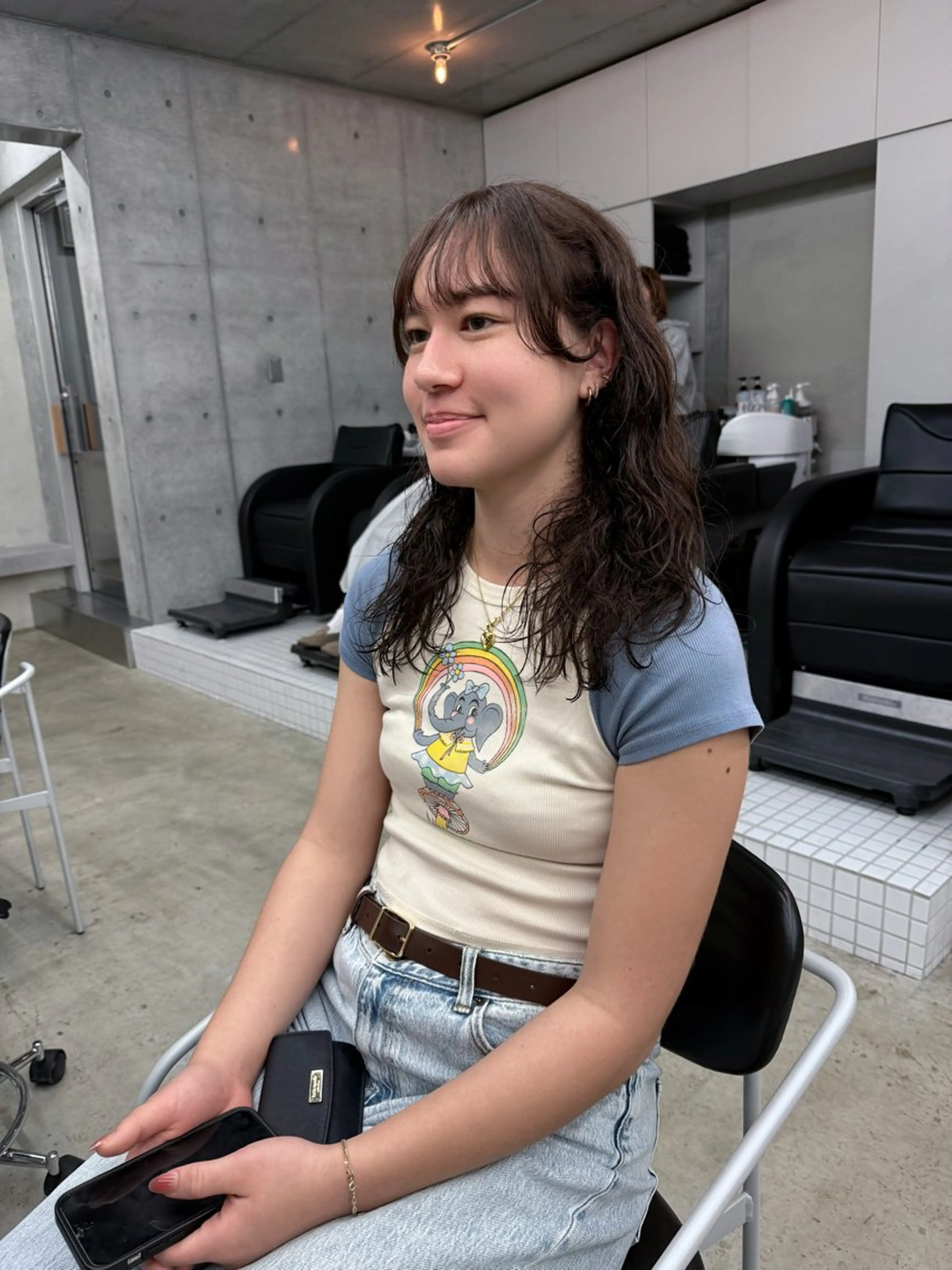 ロング カラー ロングレイヤー アッシュ ベージュカラー ブリーチ 透明感カラー カット ヘアカラー トリートメント 日本一丁寧なカット/ 小林輝🍀︎のヘアスタイル