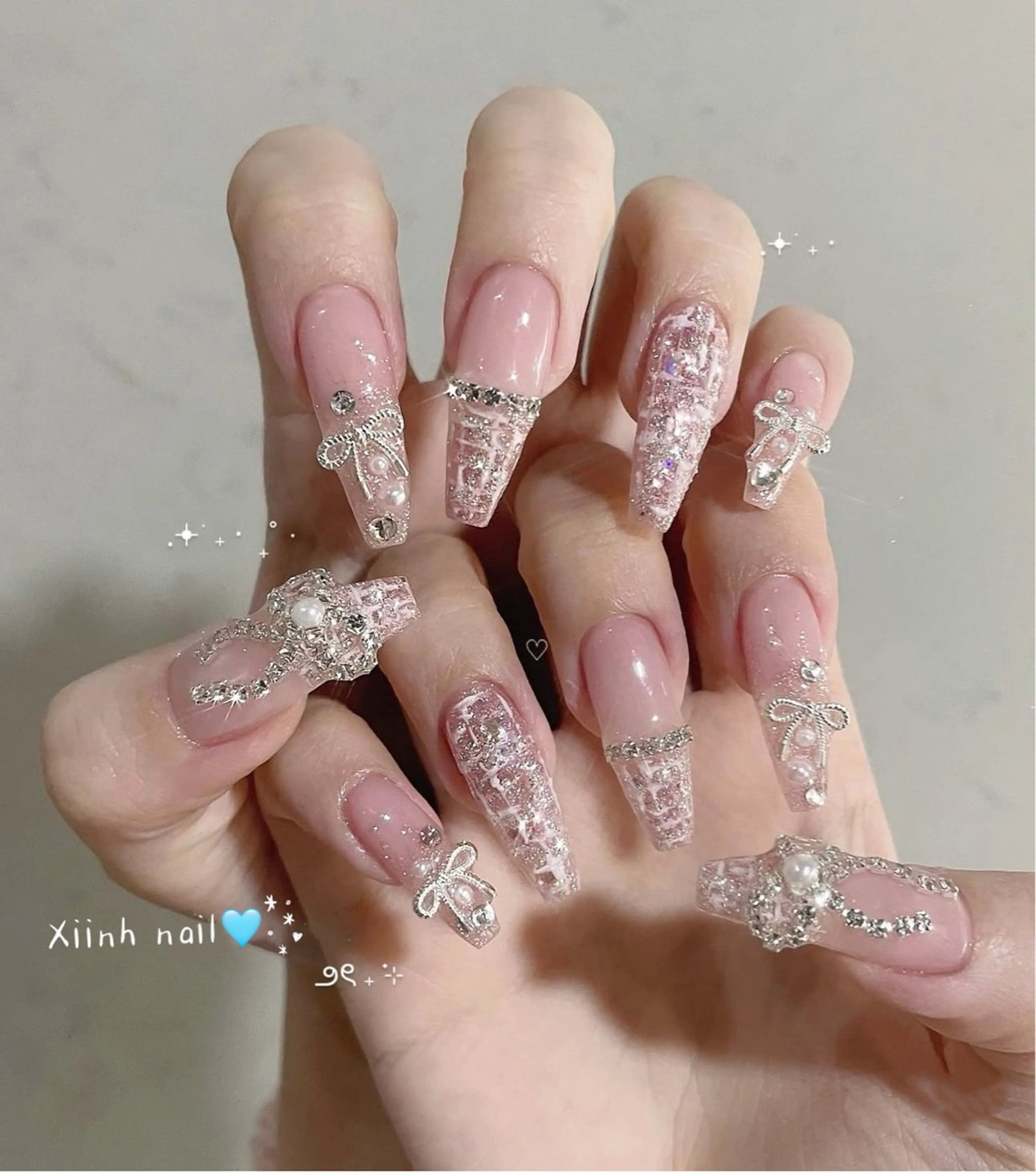 ネイル ブラウン チークネイル 桜ネイル 長さ出し フットネイル ハンドネイル XIINH NAIL SALONのネイルデザイン