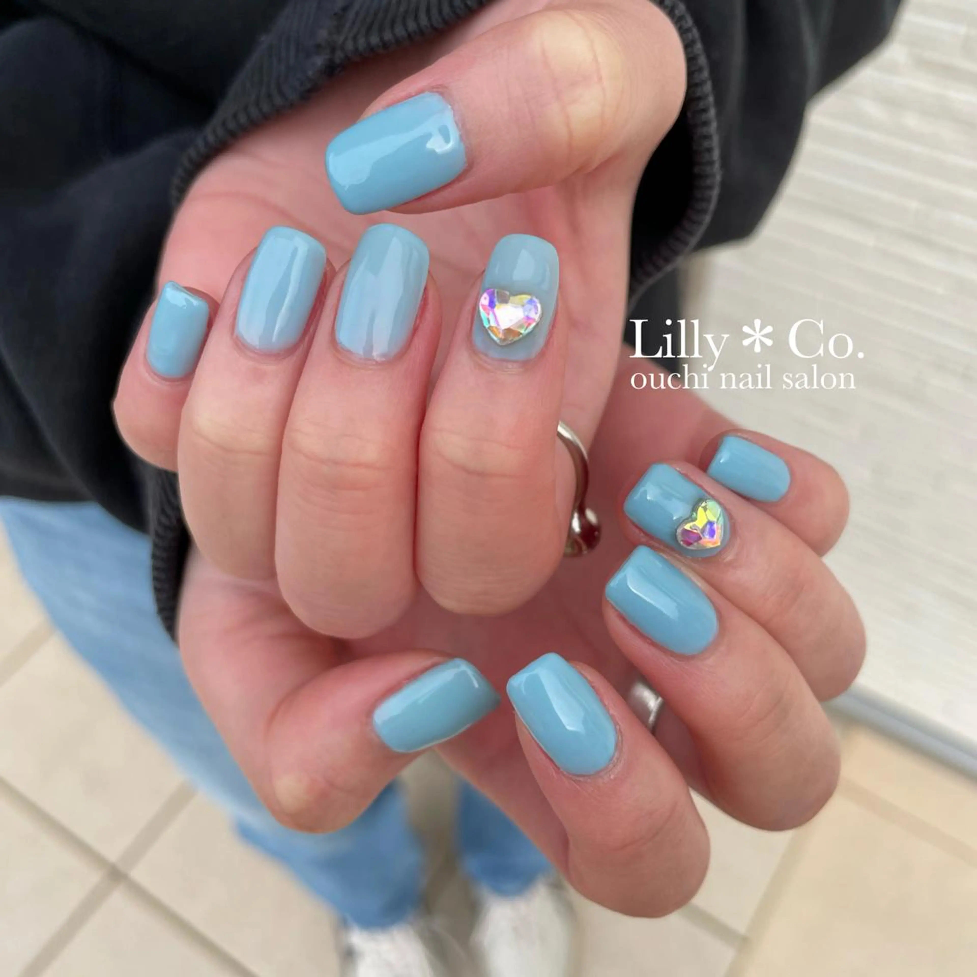 ネイル ブルー 春ネイル Lilly Co.のネイルデザイン