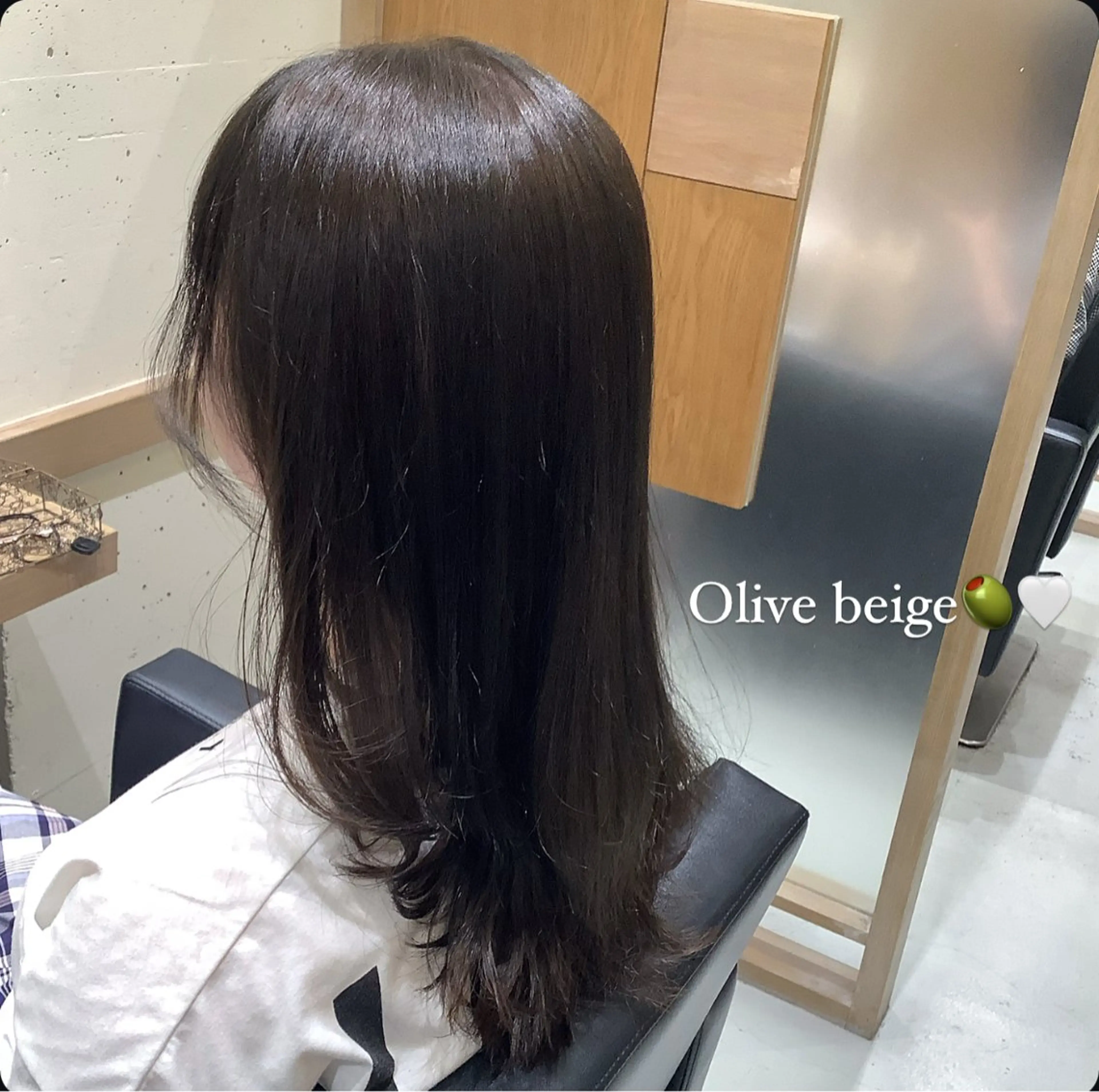 カラー カット ヘアカラー トリートメント 透明感カラー/顔周り カット/レイヤーにかのヘアスタイル