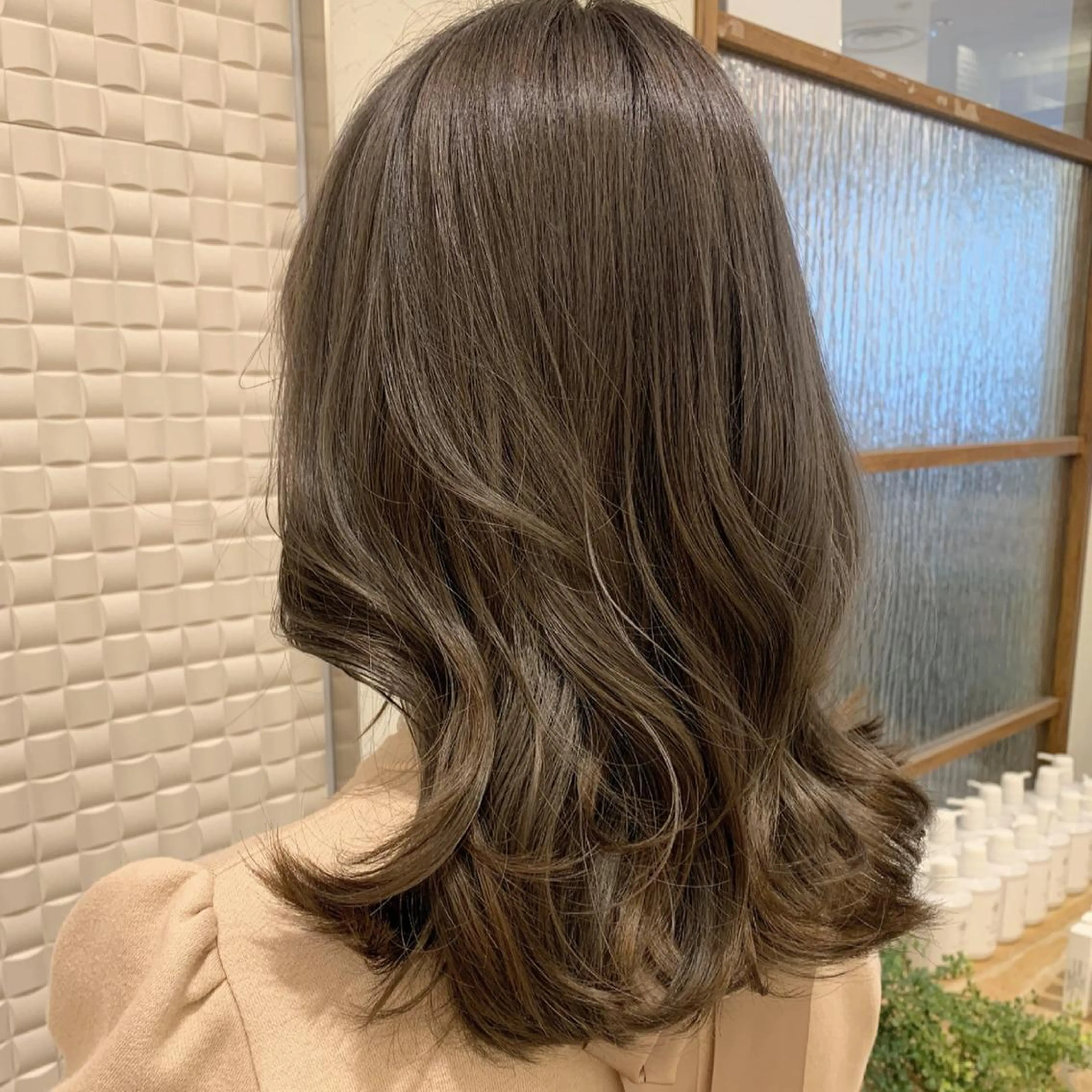 セミロング カラー アッシュ ベージュカラー GO TODAY SHAiRE SALON所属・𝒢𝒾𝓇𝓁𝓎 ⑅　𝓎𝓊𝓀𝒶のヘアスタイル