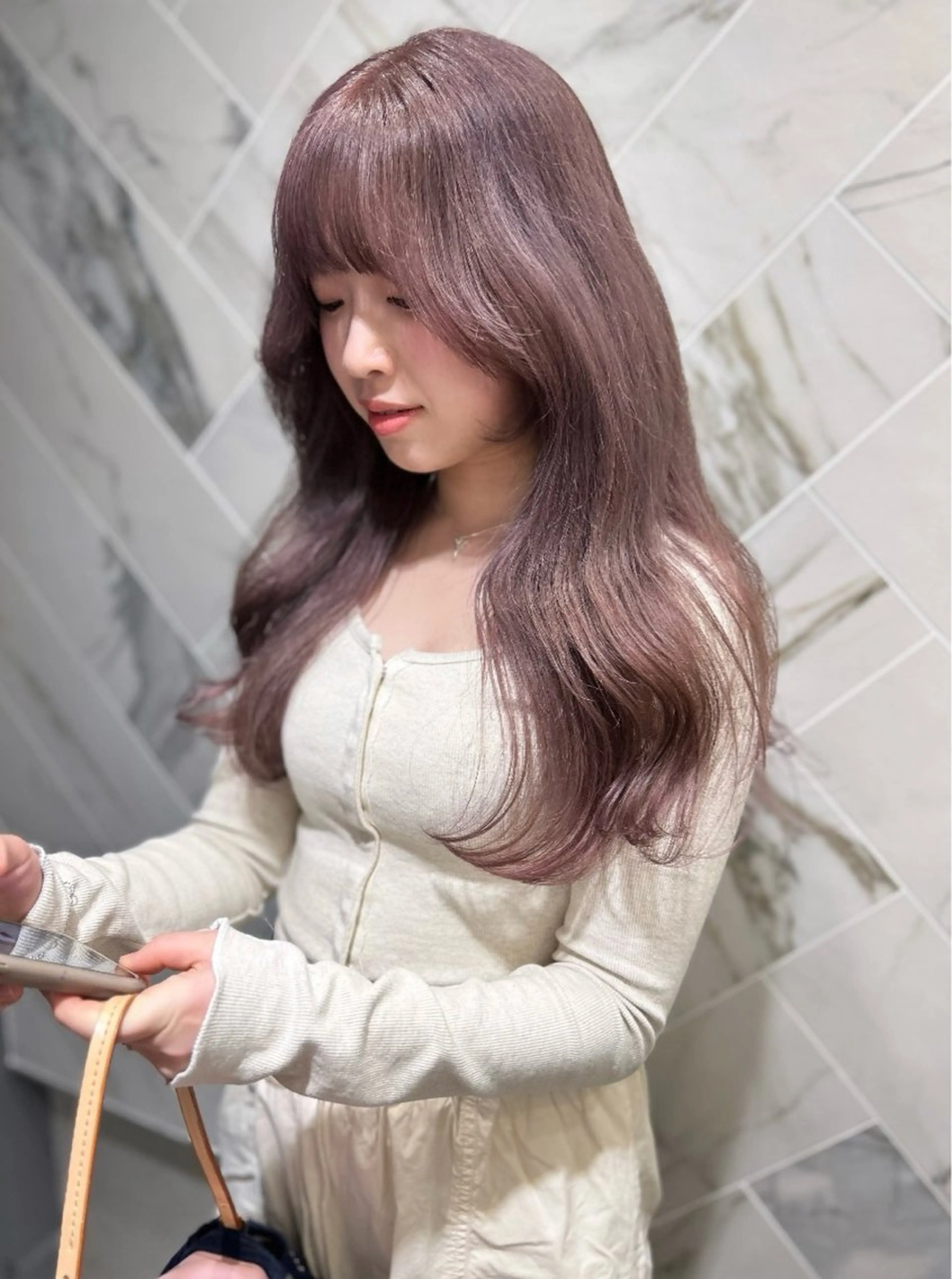 ロング カラー EMANONアザレア梅田所属・堤 麻衣子のヘアスタイル