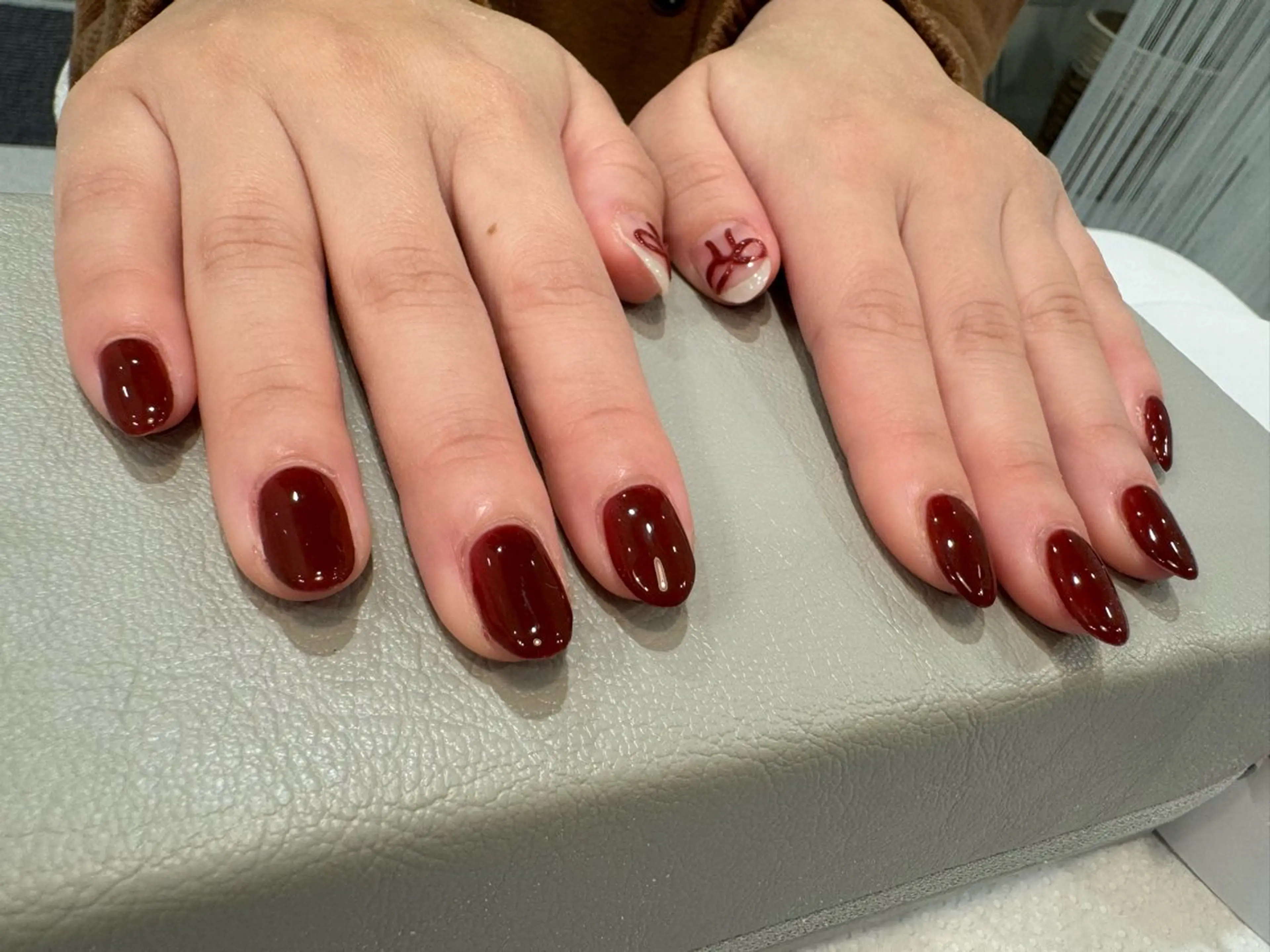 ネイル シンプルネイル eyenailist NANAのネイルデザイン