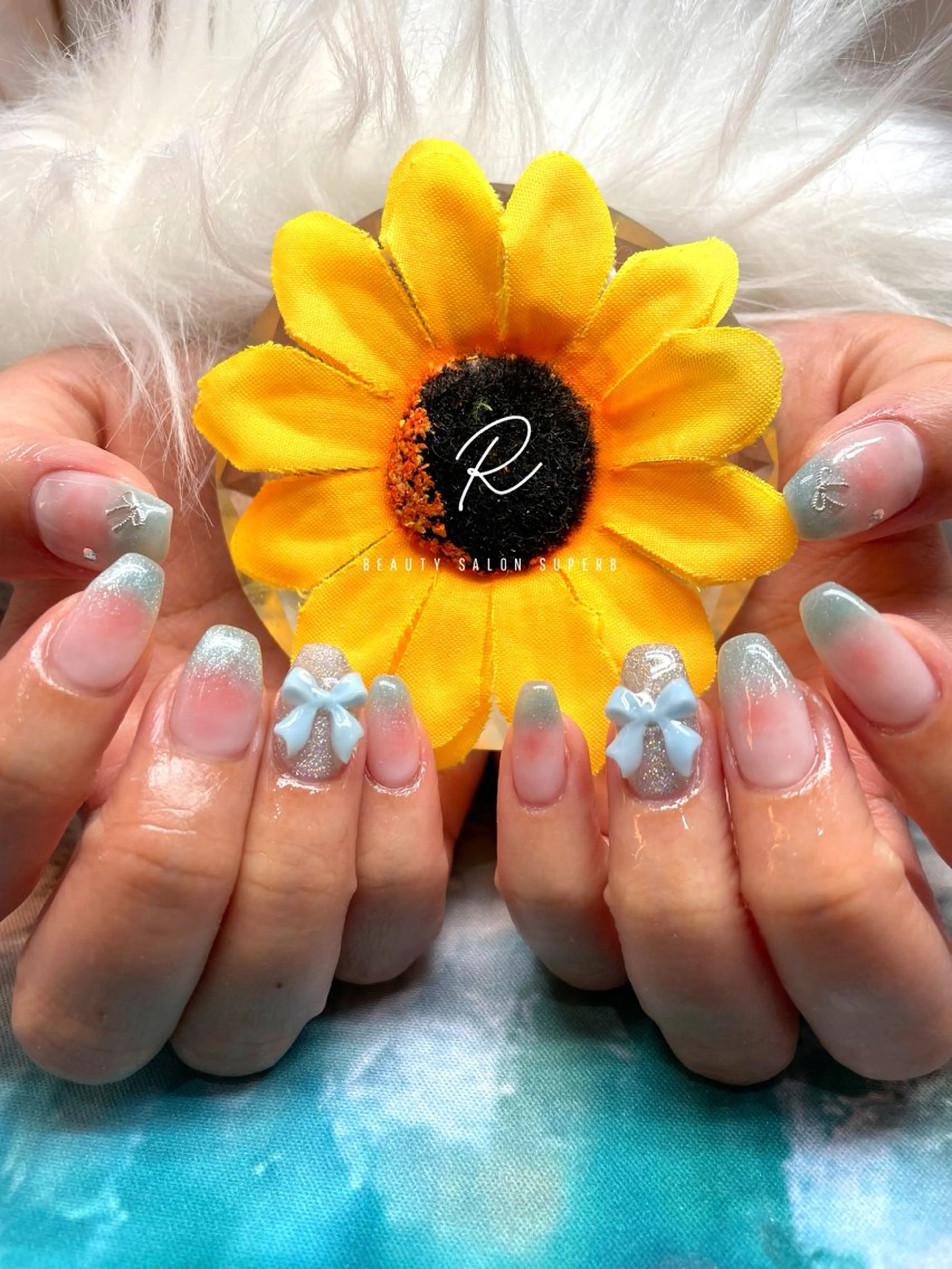 ネイル R MIIのネイルデザイン