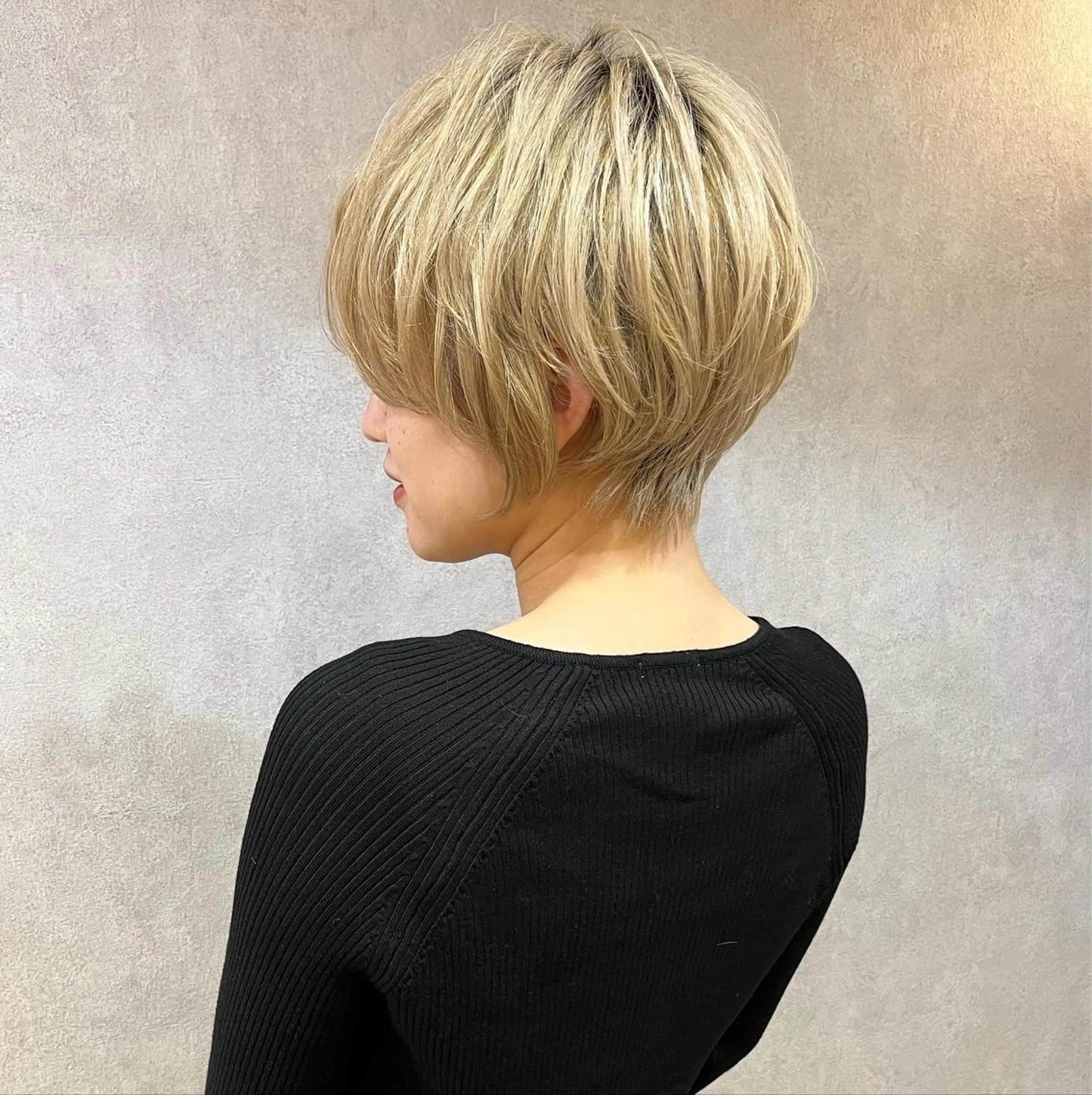 ショート enn to yuu所属・髪質改善&自分改革 ♡KURENAのヘアスタイル