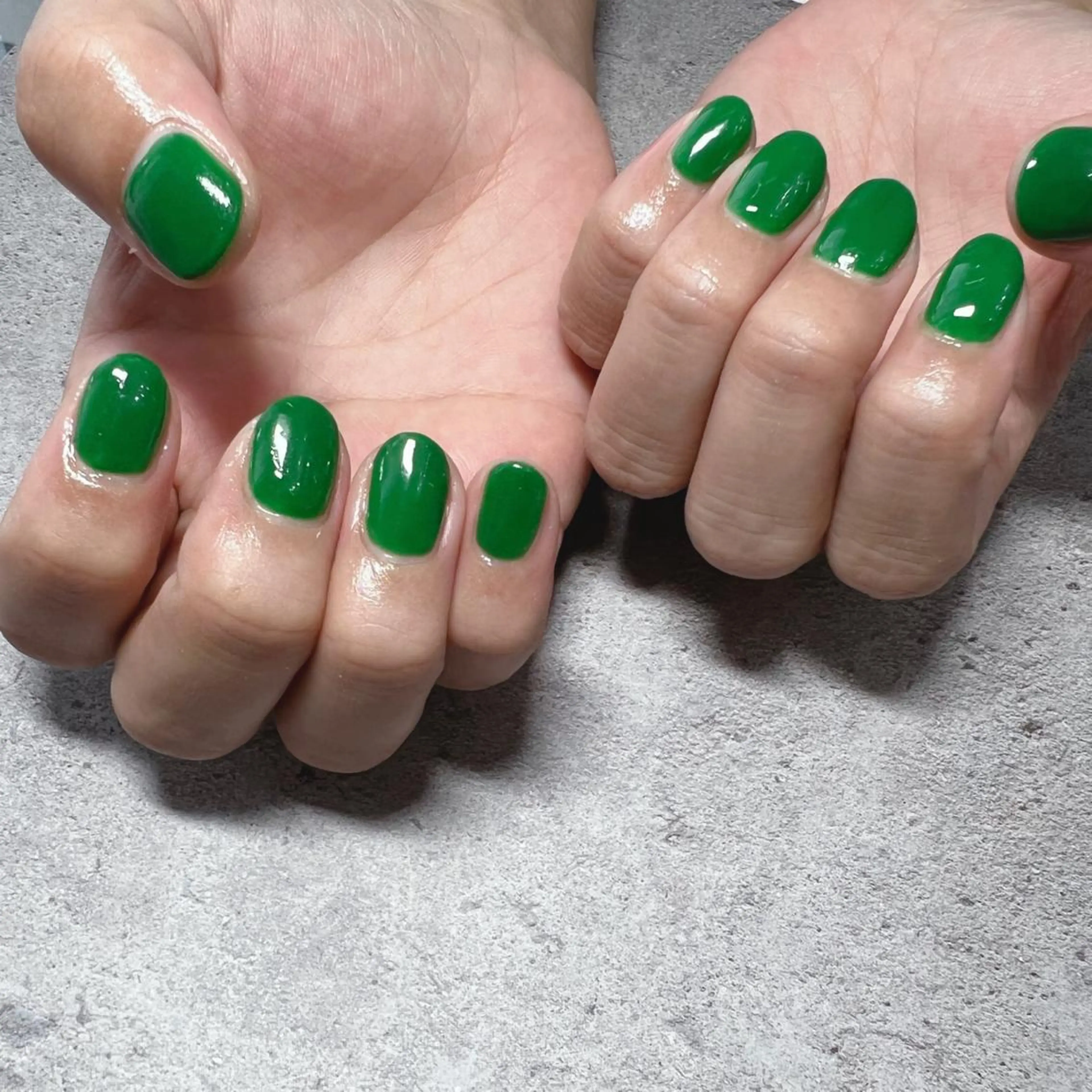 ショート ネイル ハンドネイル nail salon émuのネイルデザイン