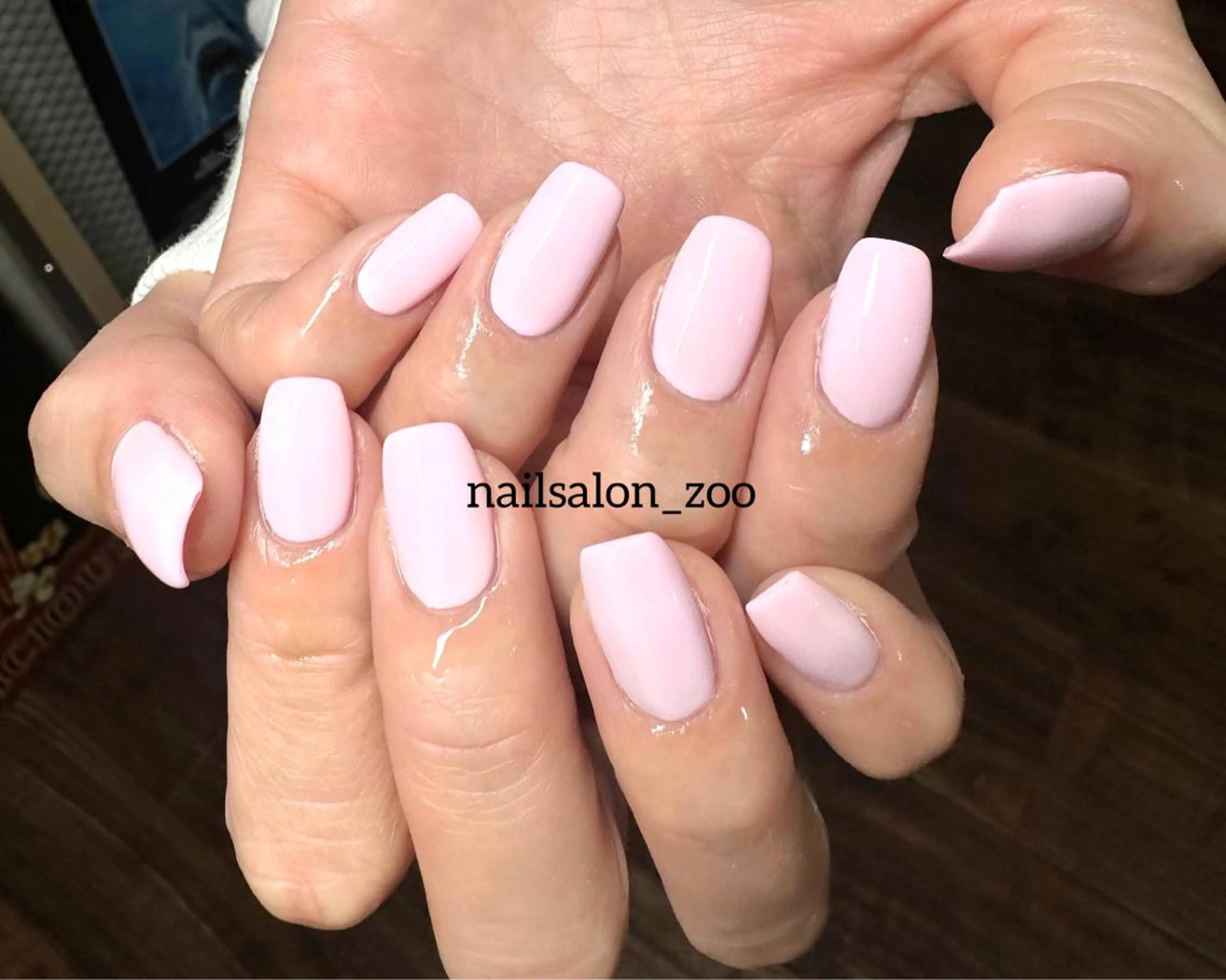 ネイル ニュアンスネイル ワンカラーネイル ピンク スクエアネイル ハンドネイル nailsalon /はるのネイルデザイン