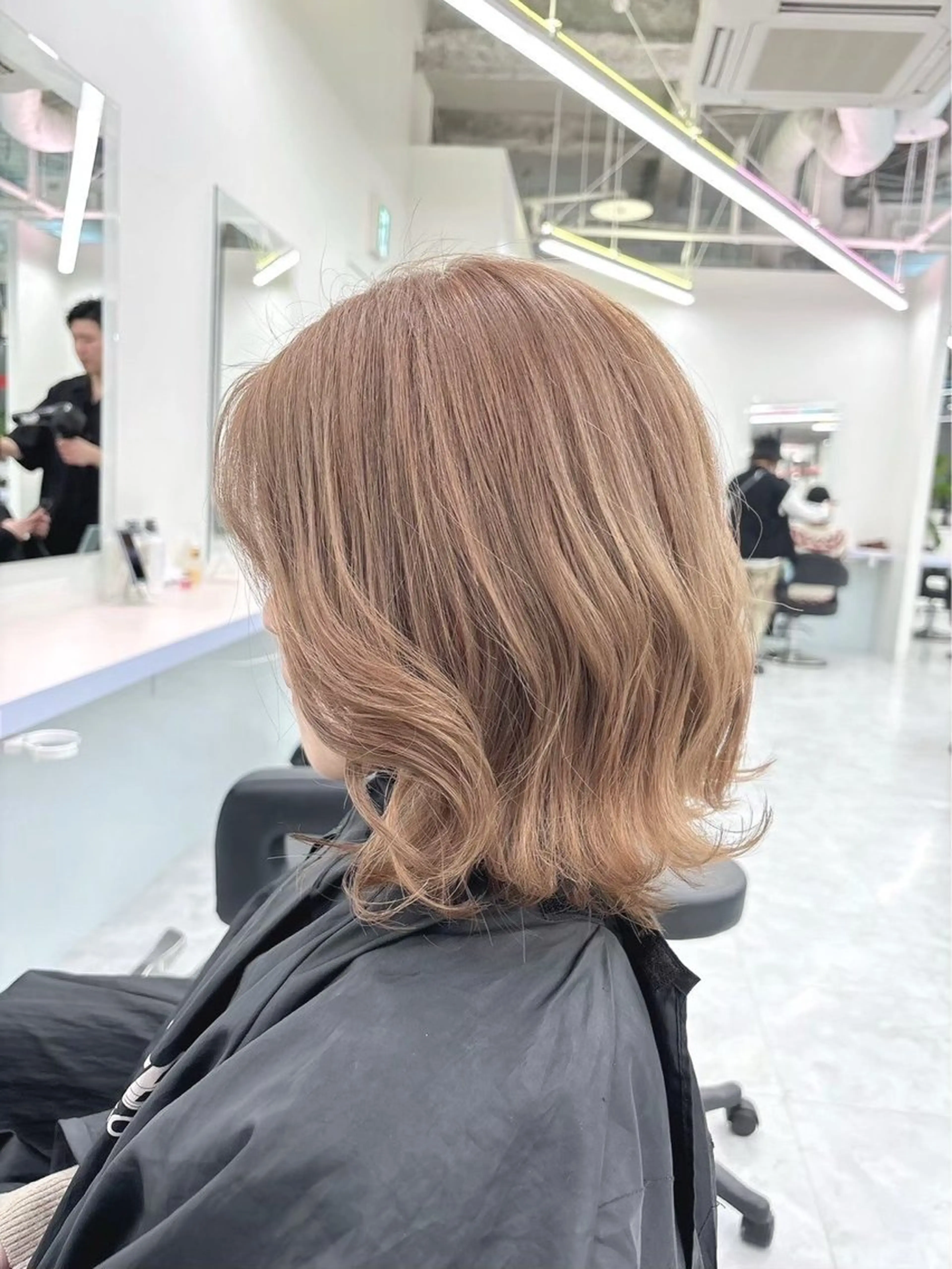 ショート カラー ヘアカラー 大人っぽベージュ🤍 当日予約◎ヒロトのヘアスタイル