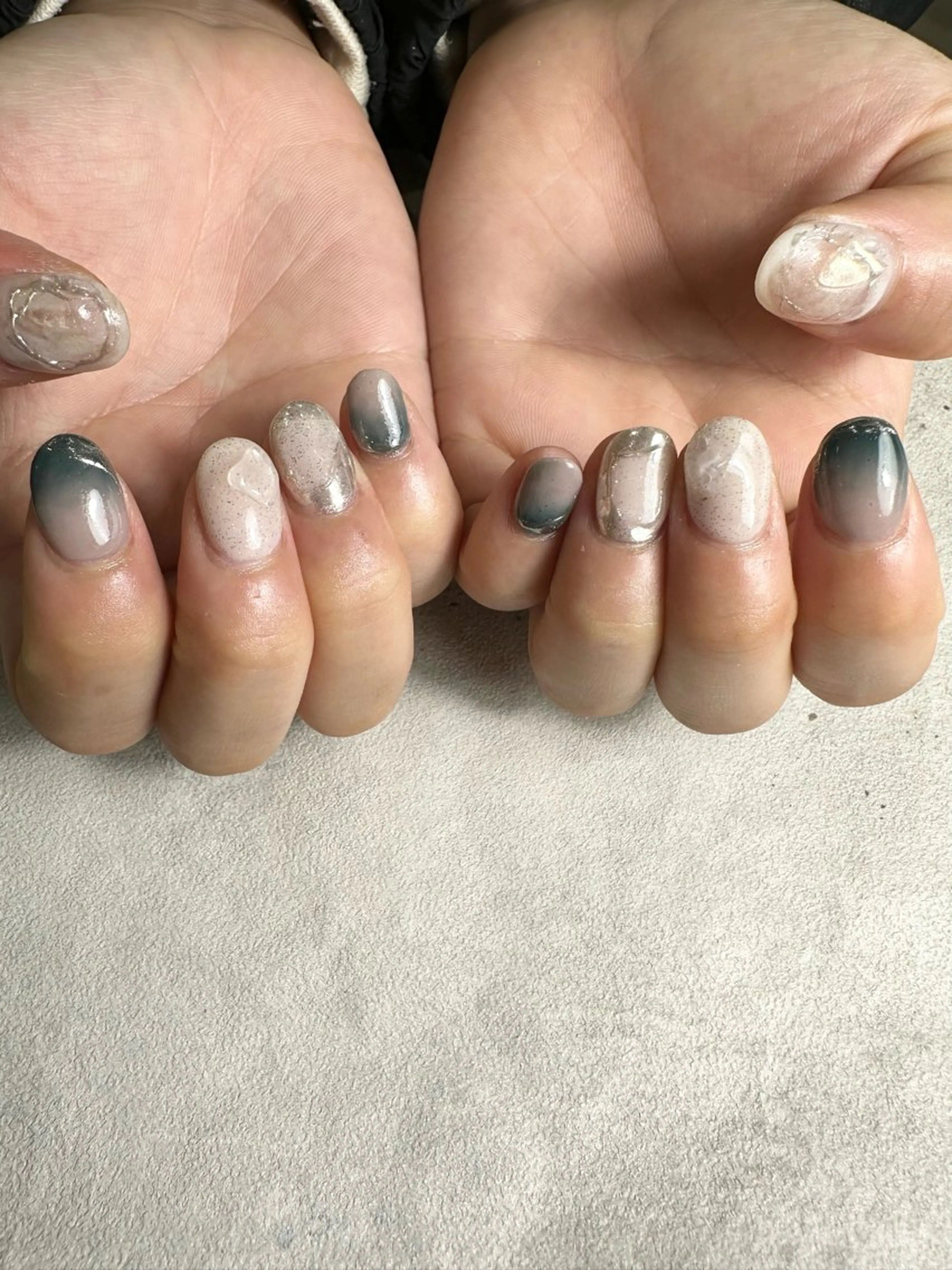 ネイル ニュアンスネイル nailroom Anmie.のネイルデザイン