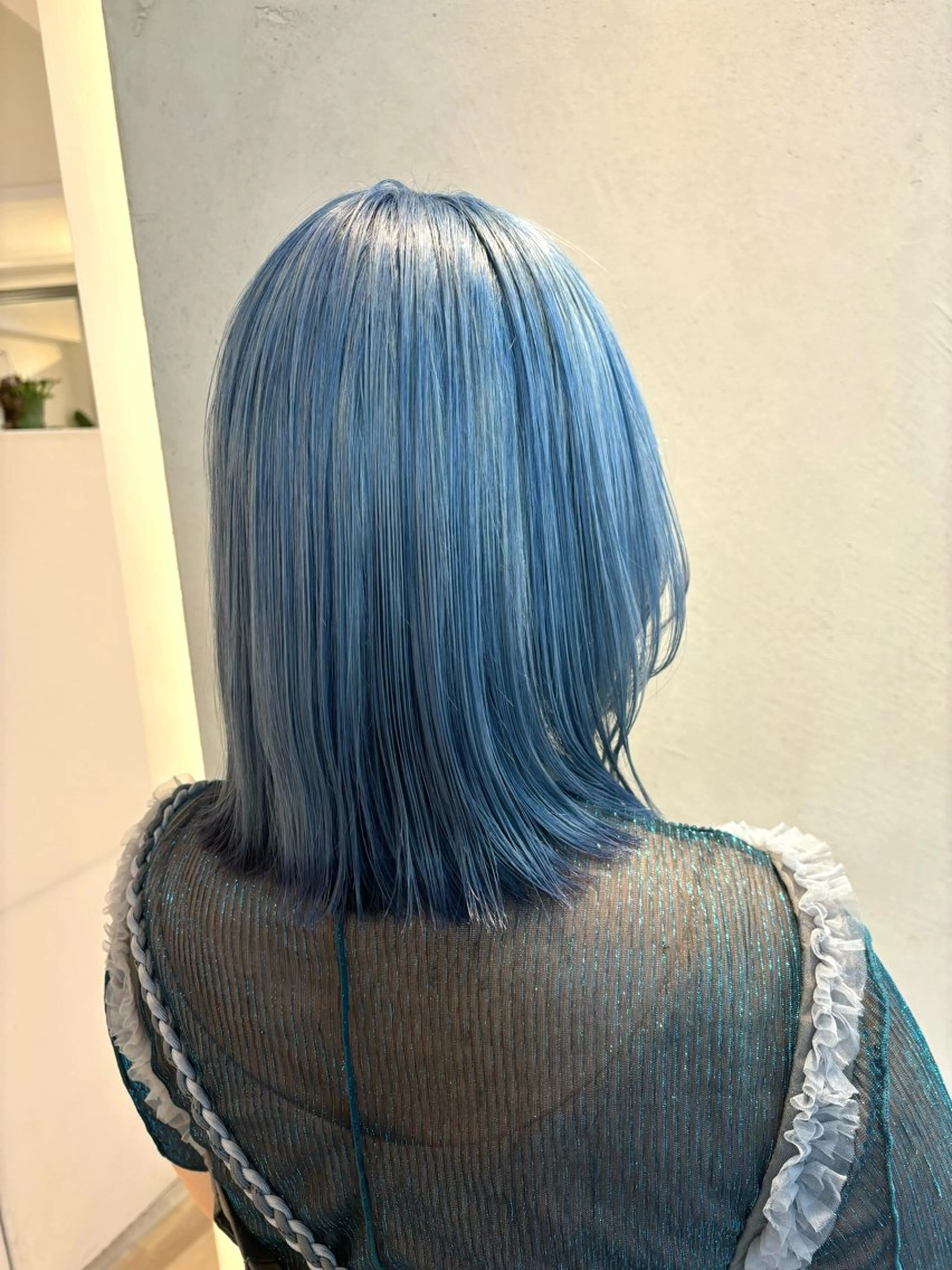 ミディアム カラー カット ヘアカラー トリートメント Ｖｉｏｔ  銀座 樋口 桃佳のヘアスタイル