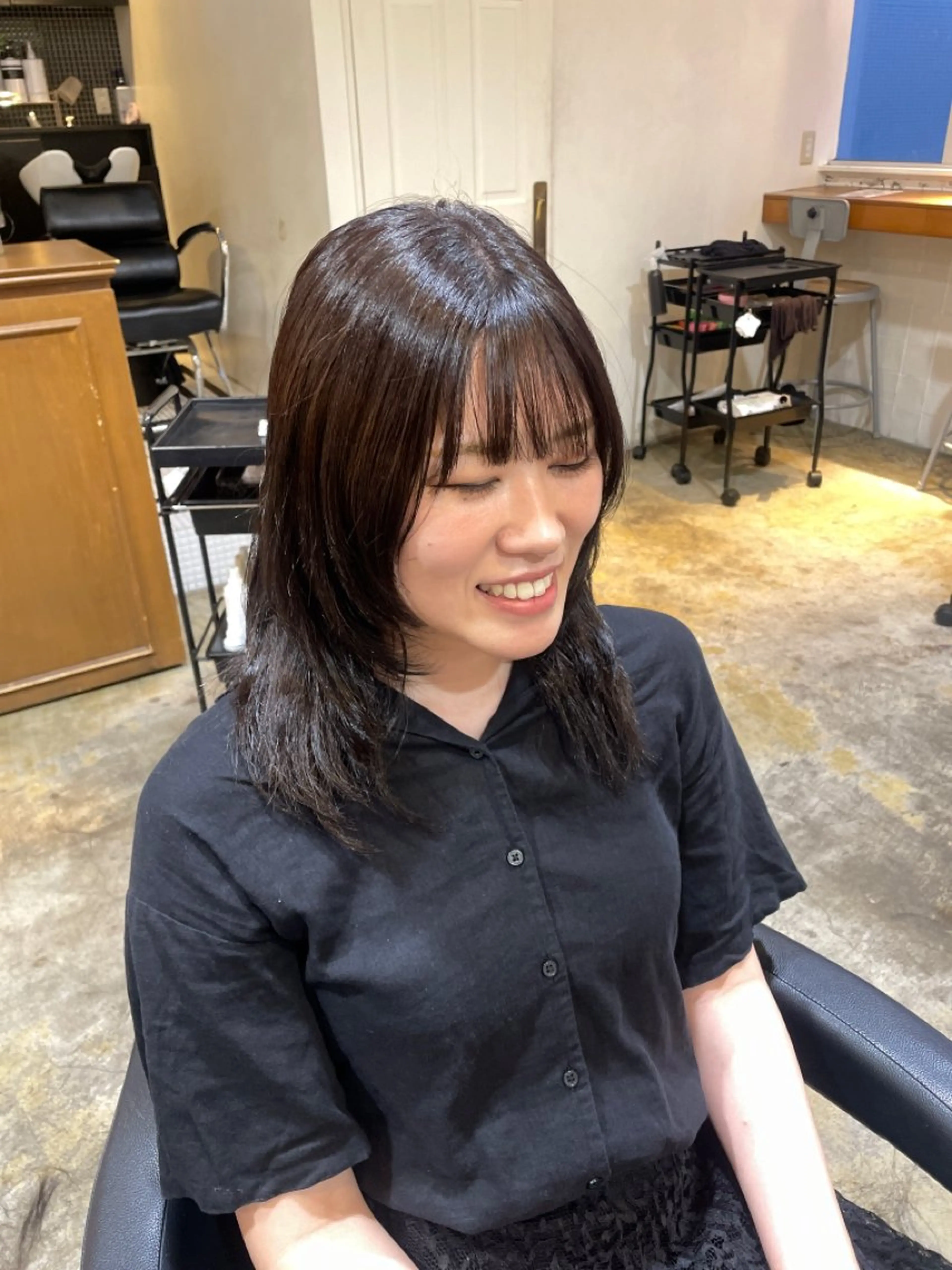 ミディアム カラー RIN／韓国ヘア レイヤーカットのヘアスタイル