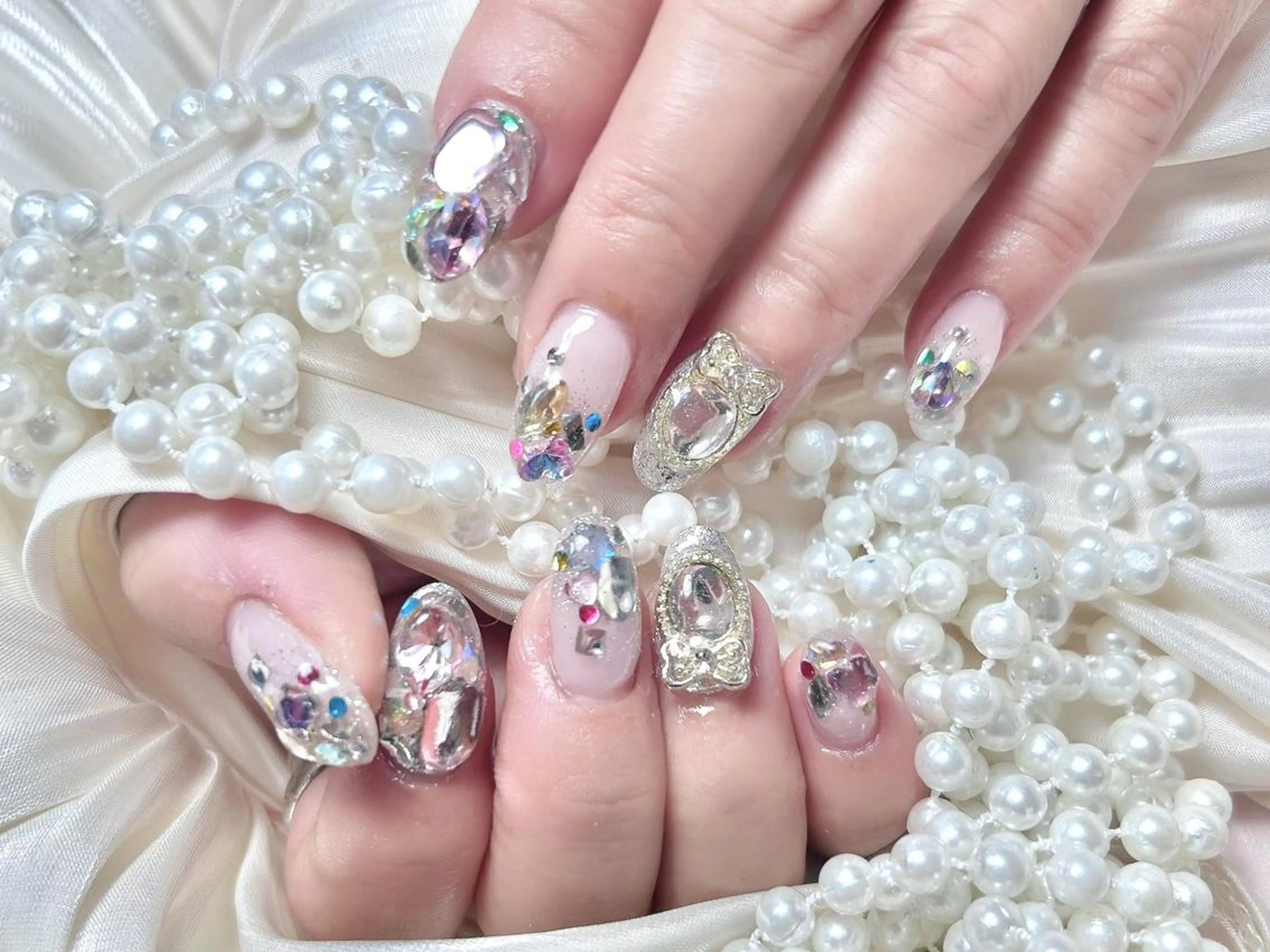 ネイル りんか🪽 ワンホンネイル🍬のネイルデザイン
