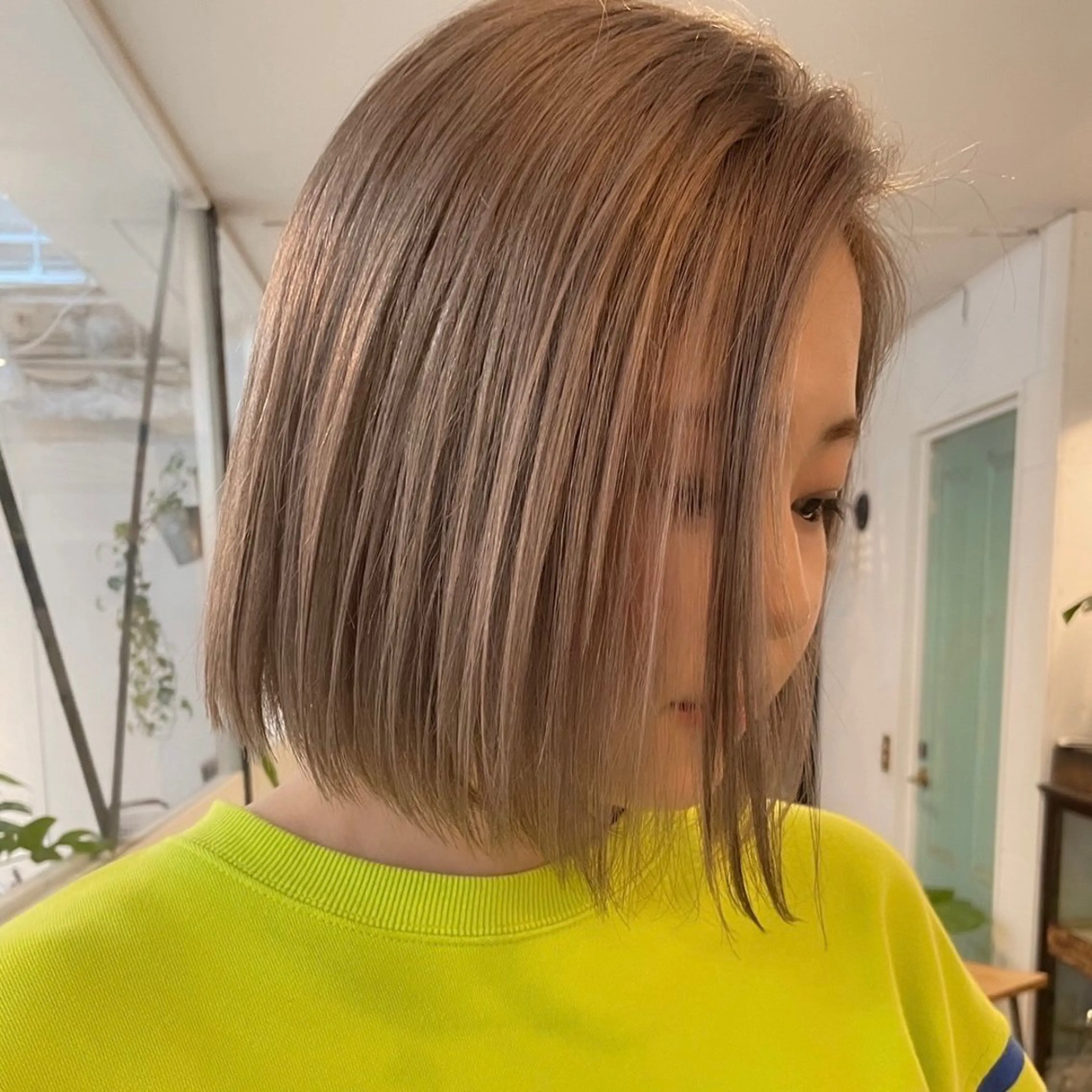 カラー ブリーチなし/透明感 /ショート/大世のヘアスタイル