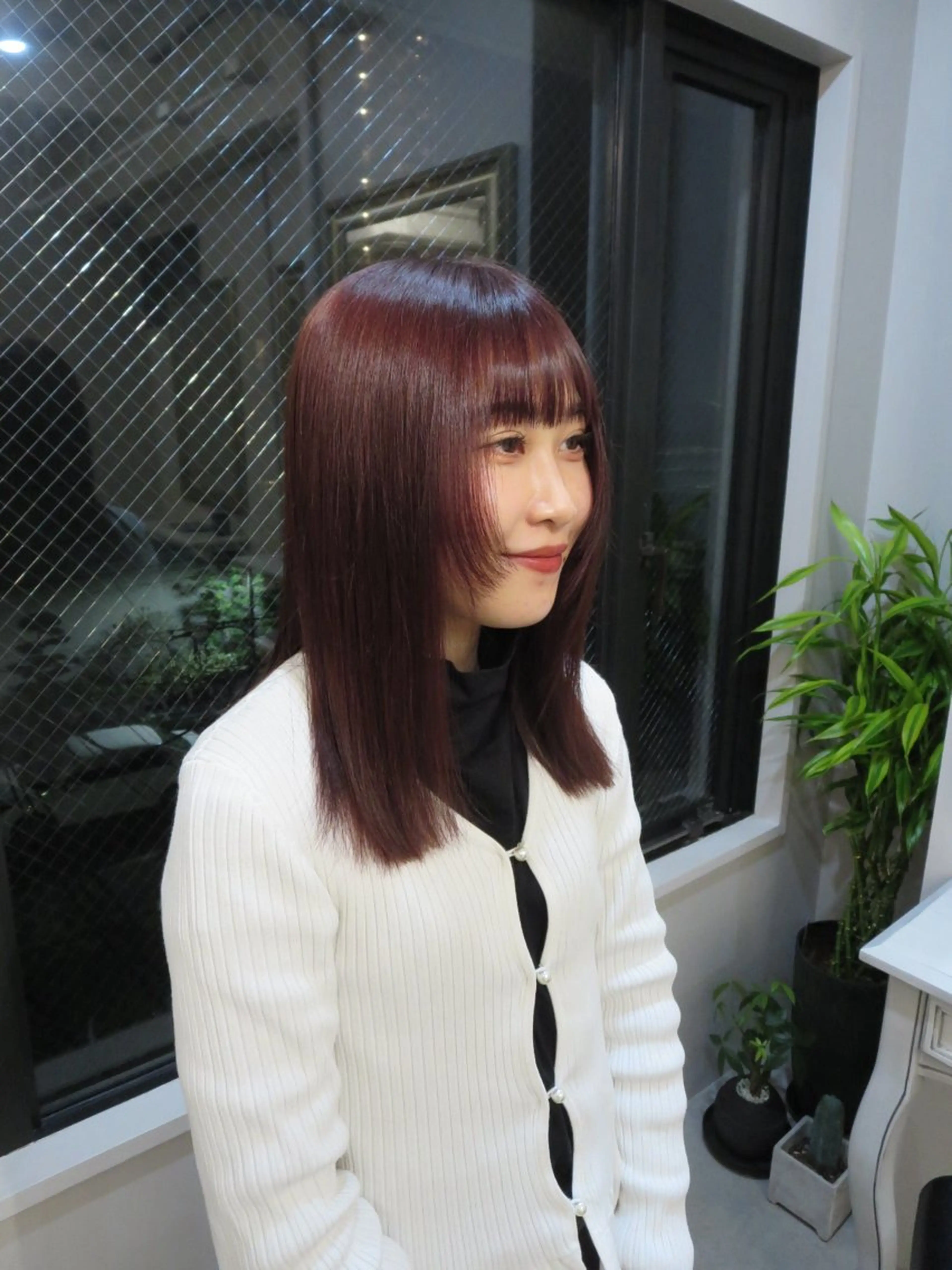 カラー ボルドーカラー カット ヘアカラー トリートメント ヒガシ サヨのヘアスタイル