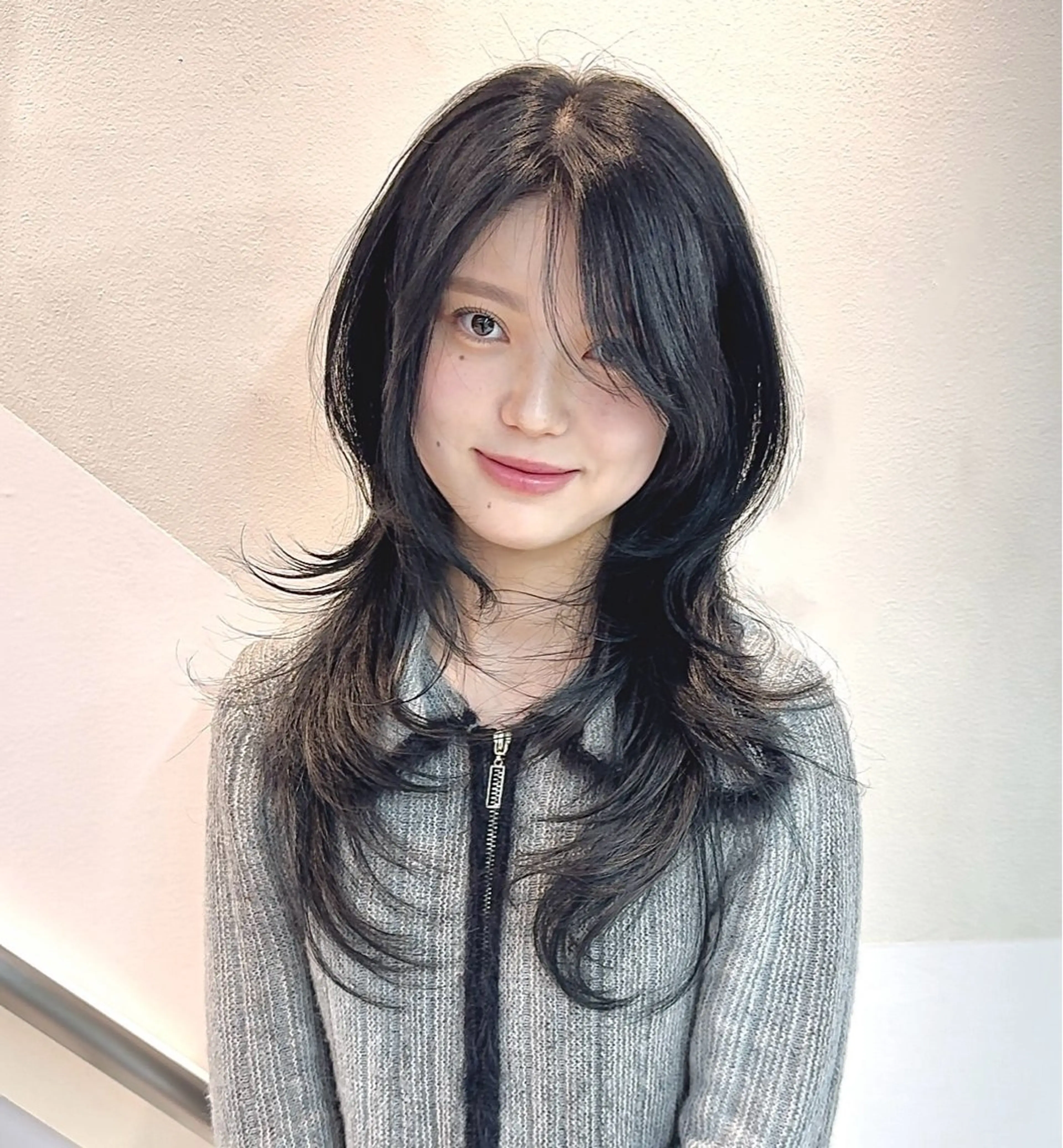 【撮影モデル】ロングくびれレイヤーカット＆透明感カラー&※補足説明読んでください！⭐️の写真