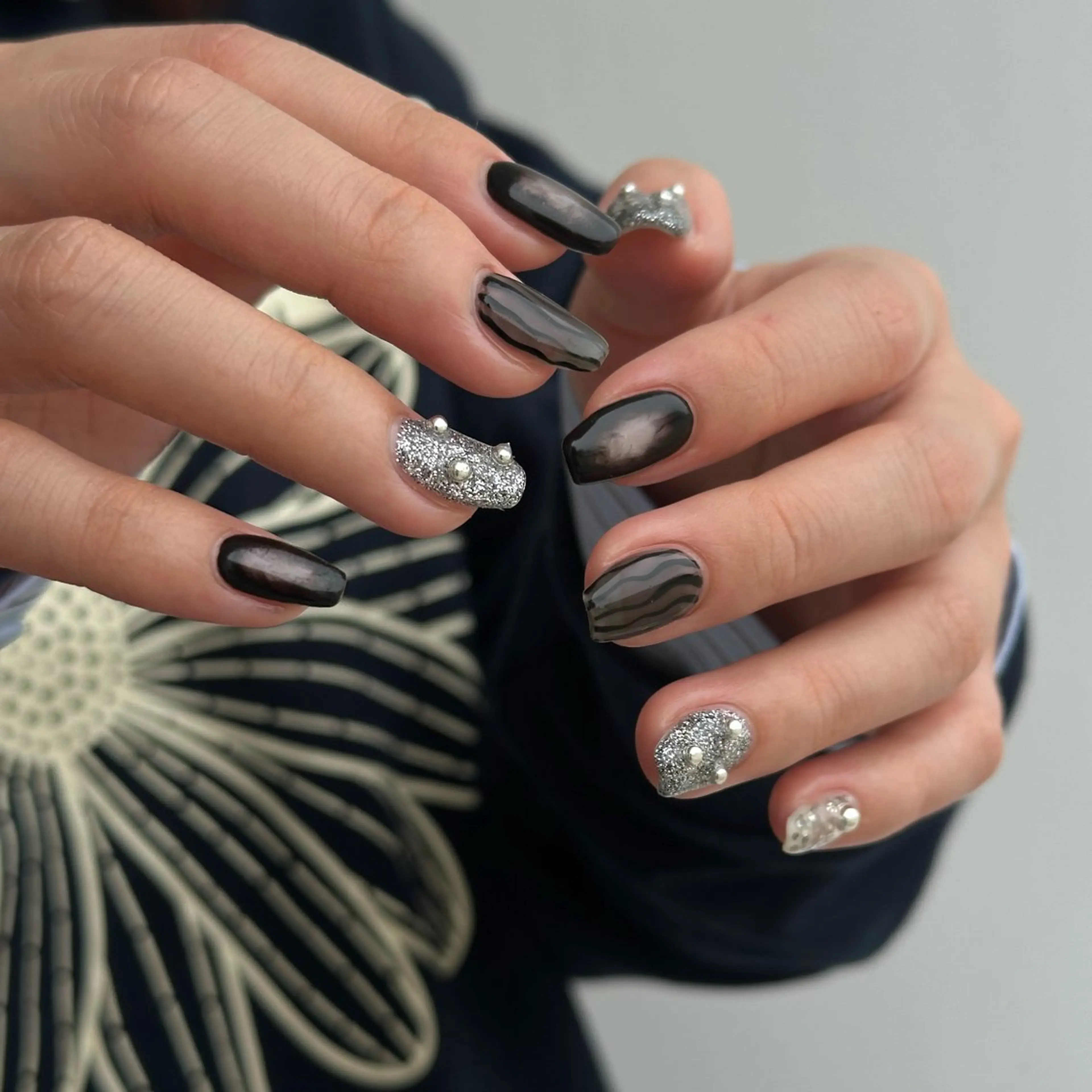 ネイル ハンドネイル COIN  nail hinataのネイルデザイン