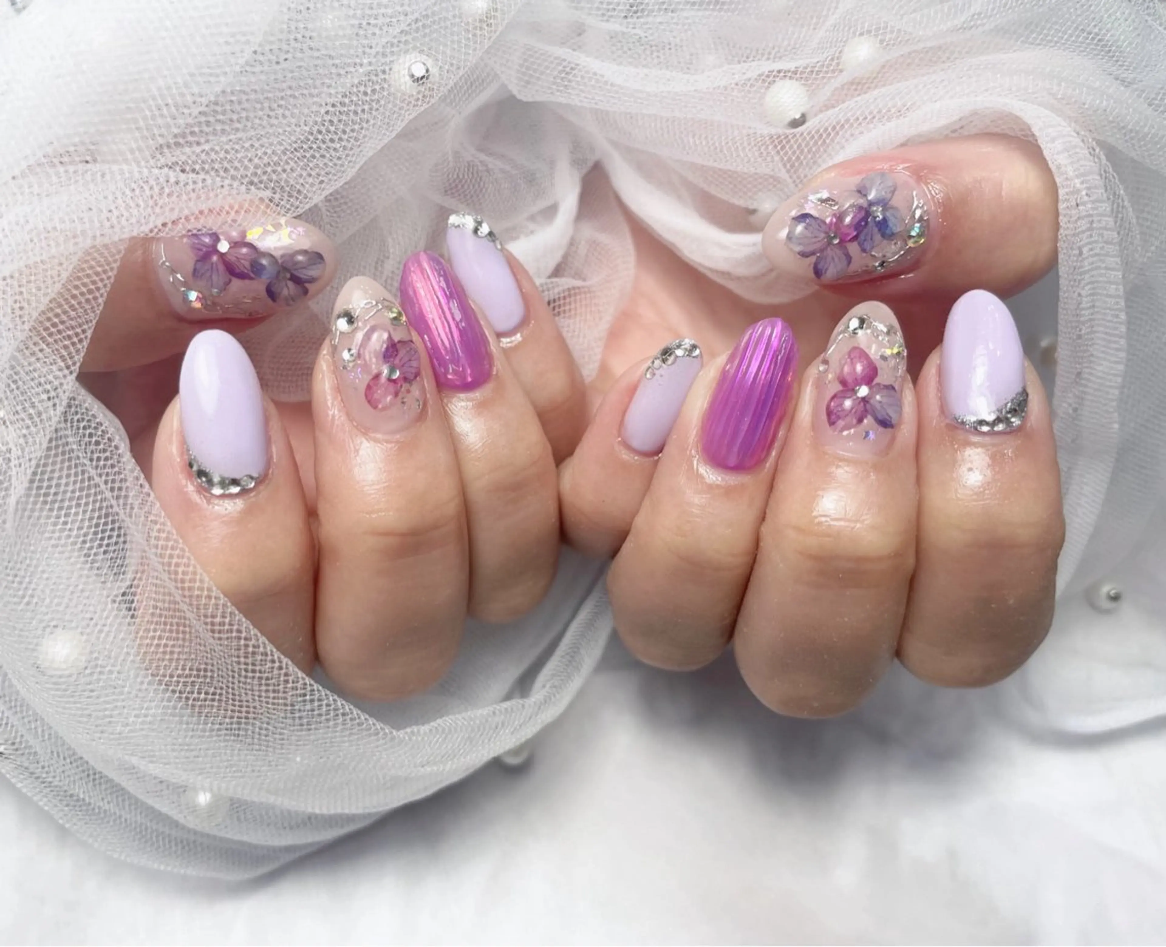 ネイル オーロラネイル ジェルネイル ミラーネイル パラジェル ぷっくりネイル ハンドネイル BLANCEnail所属・BLANCnail yuuのネイルデザイン