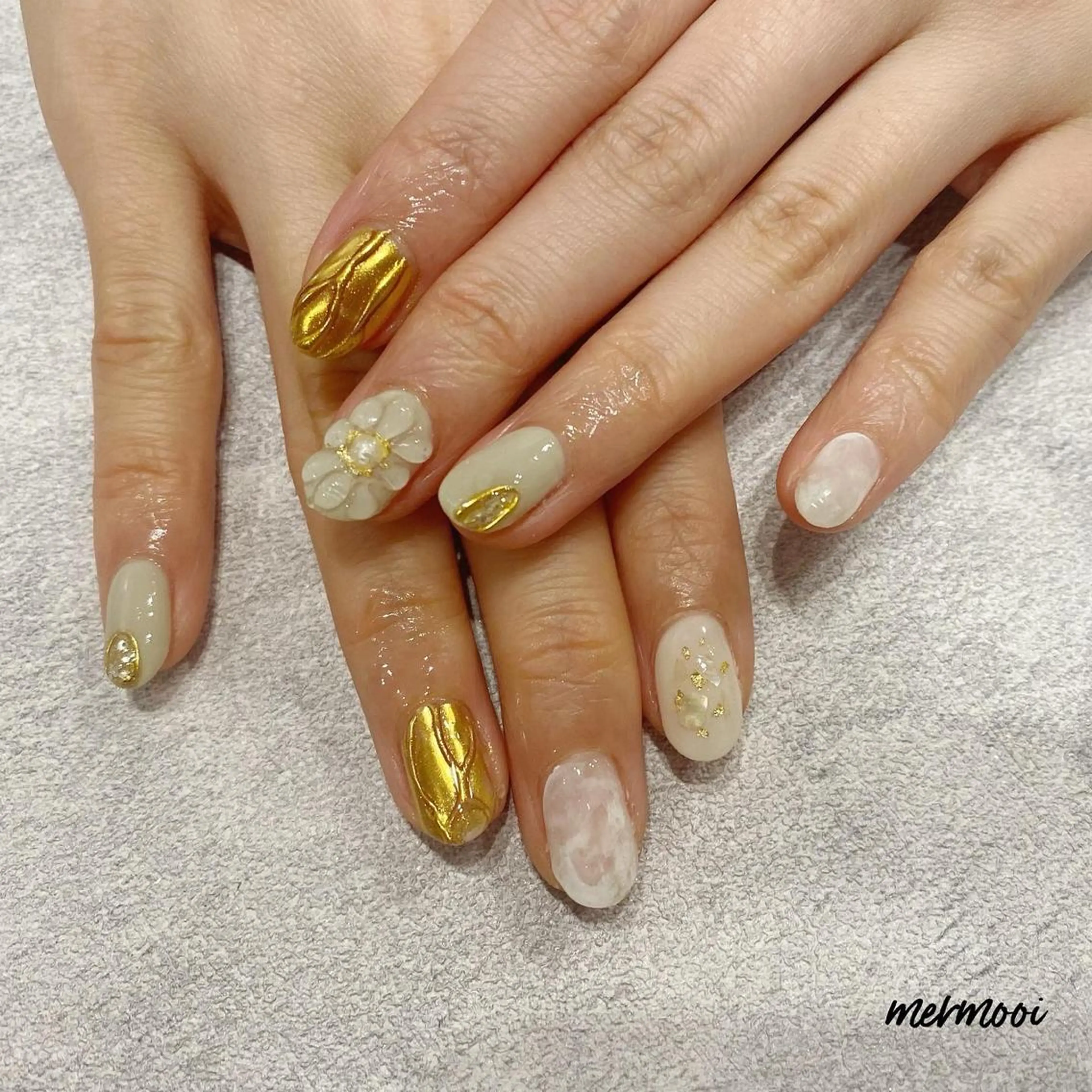 ネイル アイブロウ 眉カラー オーロラネイル クリアネイル フレンチネイル ジェルネイル ハンドネイル mermooi nailのネイルデザイン