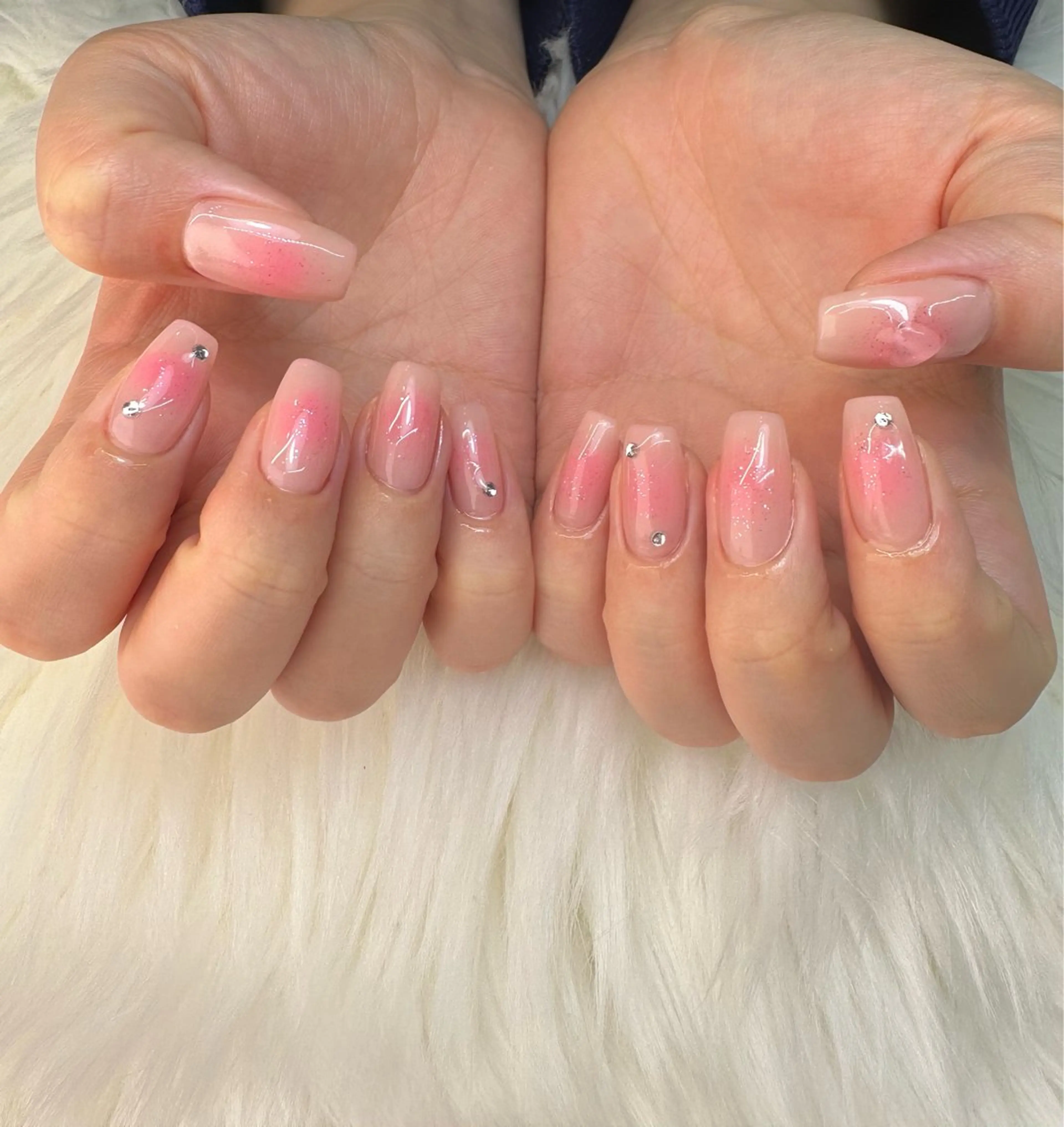 ネイル チークネイル ハンドネイル Nail ameria megu所属・ameria meguのネイルデザイン