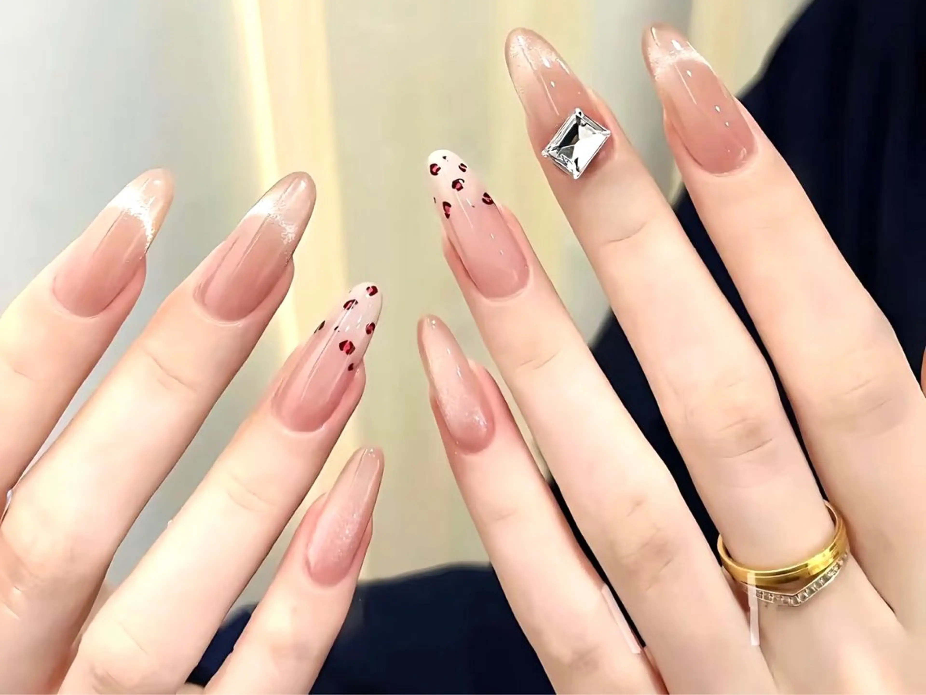 ネイル ハンドネイル ハンドケア DarkHoney 池袋店のネイルデザイン