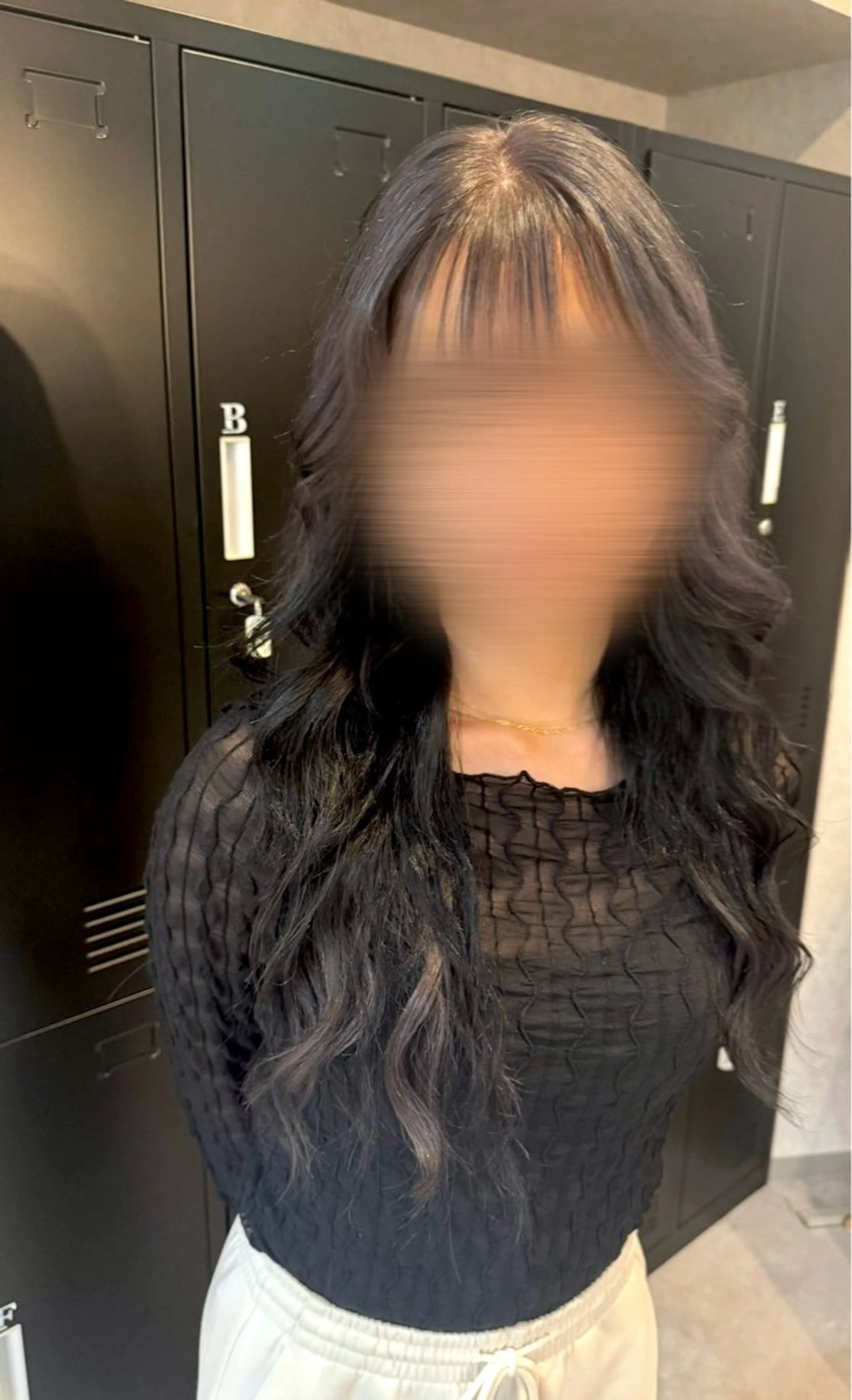 ロング 三浦 里奈のヘアスタイル