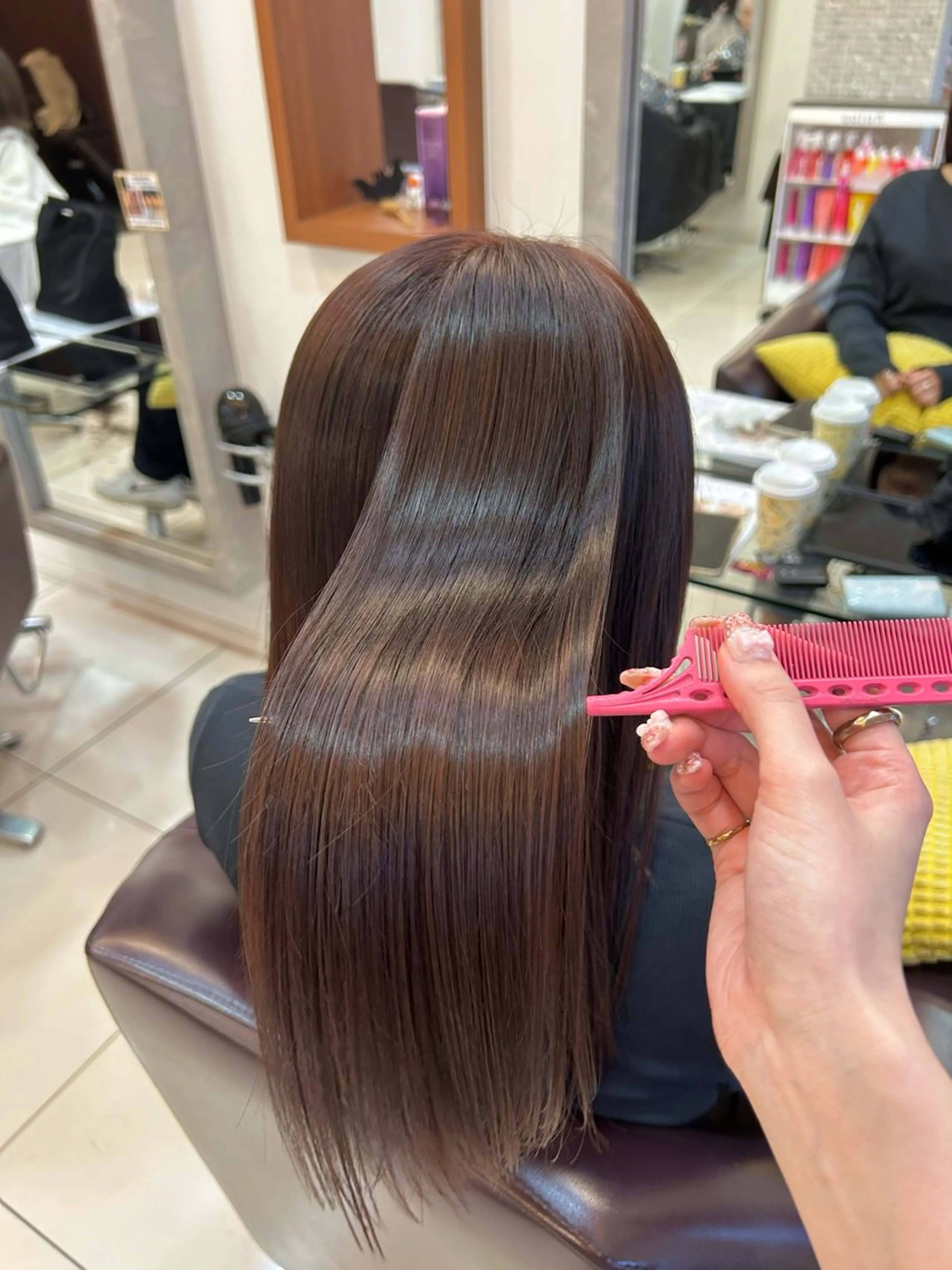 セミロング カラー レッドカラー 髪質改善 トリートメント トップスタイリスト 林すずかのヘアスタイル