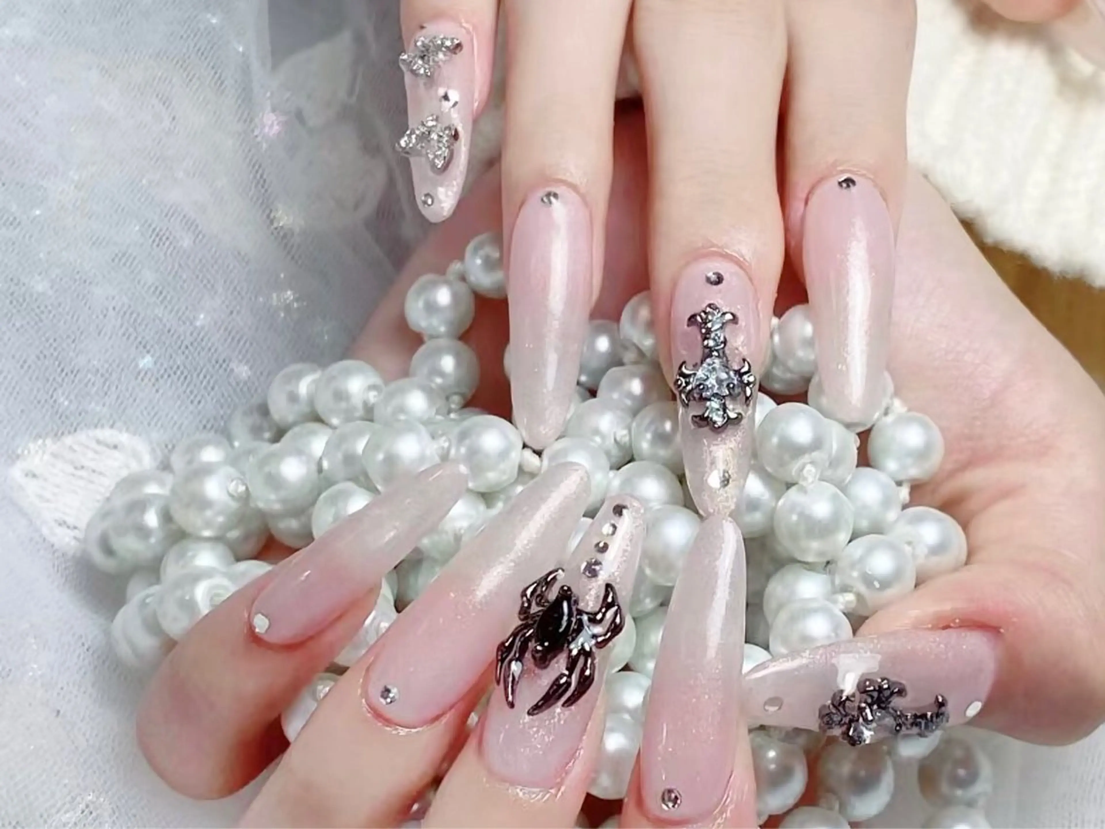 ネイル ハンドネイル ハンドケア Naomi nailのネイルデザイン